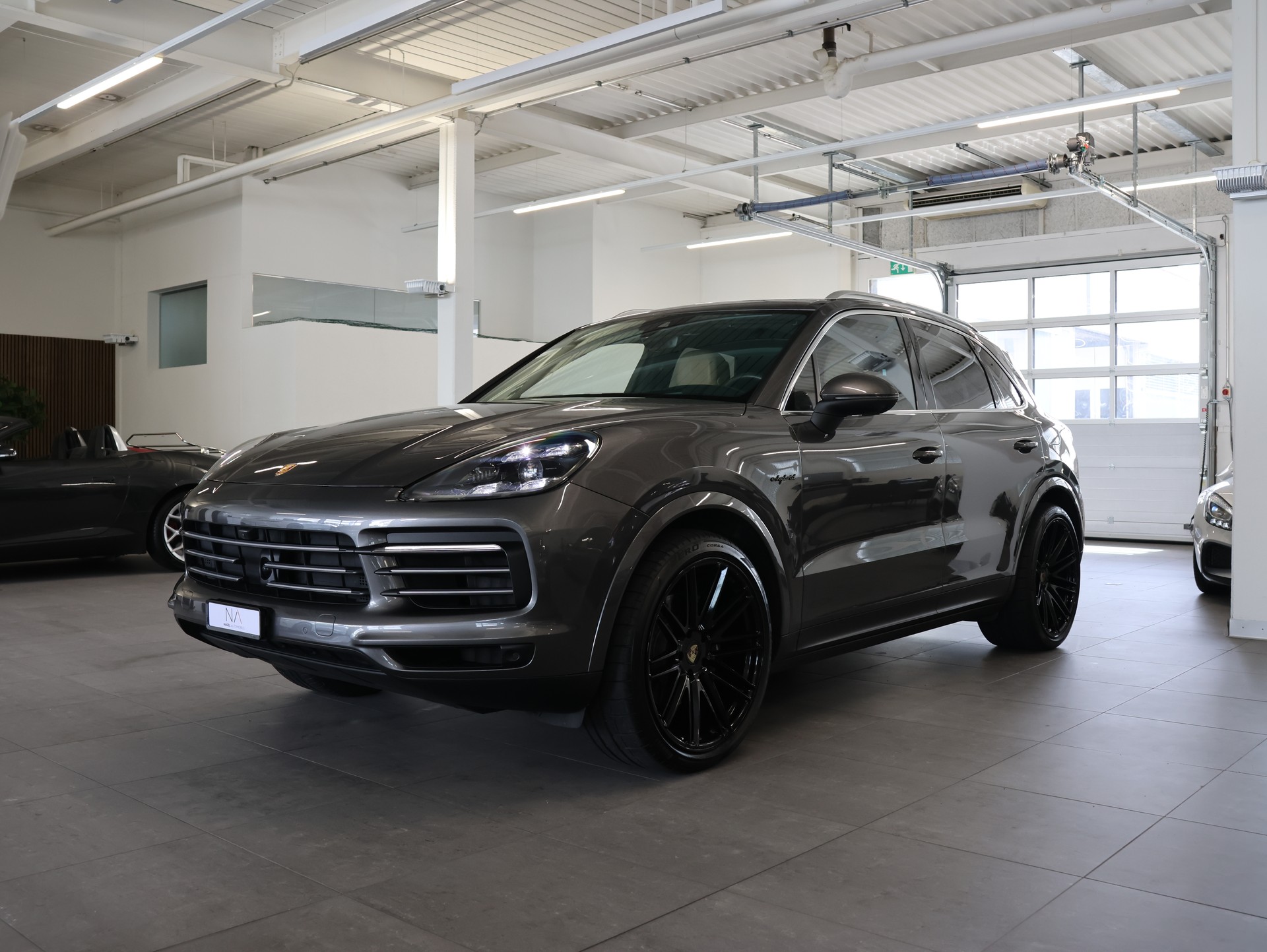 PORSCHE Cayenne E-Hybrid *360 Kamera* *Burmester* *Panorama*-showroom-element-3
