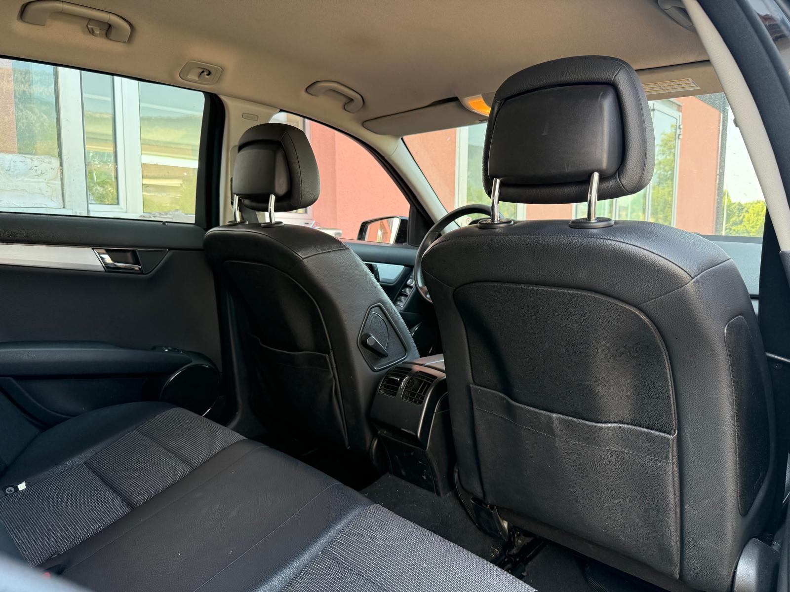 MERCEDES-BENZ C 220 CDI BlueEfficiency Elégance Automatic-image-10