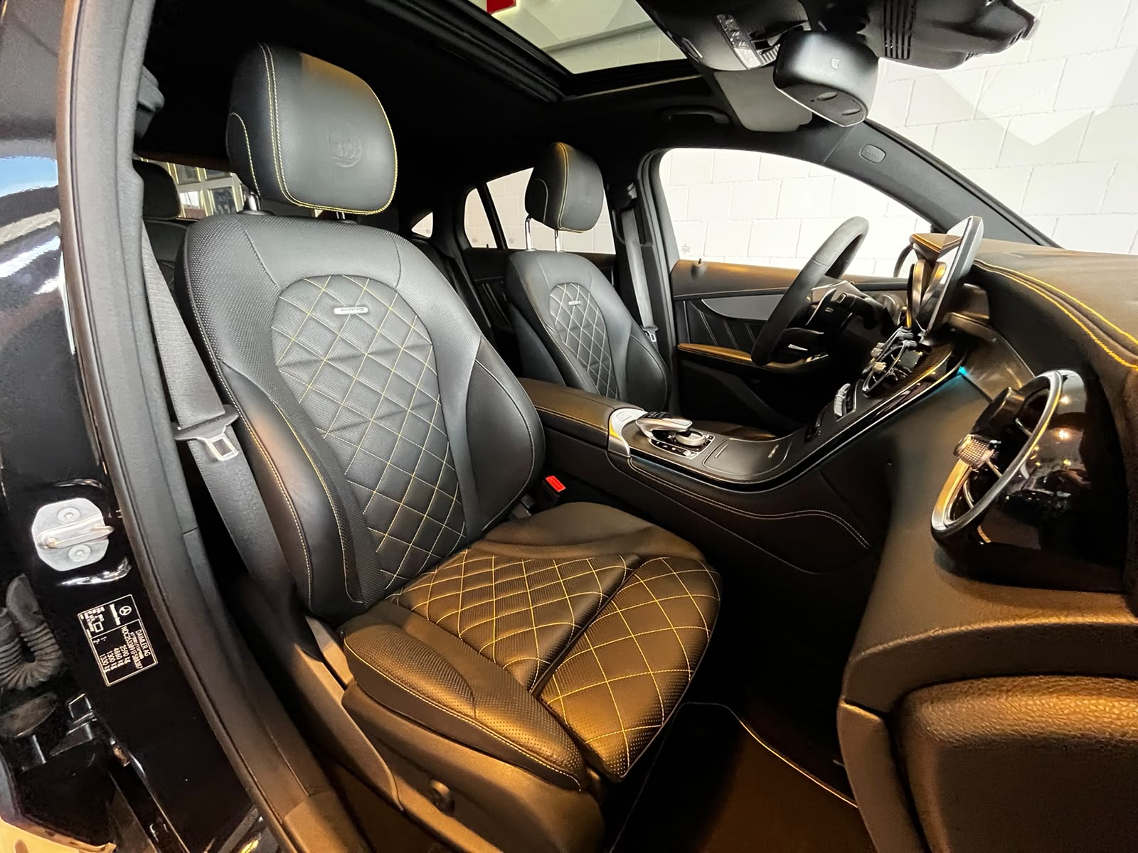 MERCEDES-BENZ GLC Coupé 63 S AMG Edition 1 4Matic+ 9G-Tronic-image-16