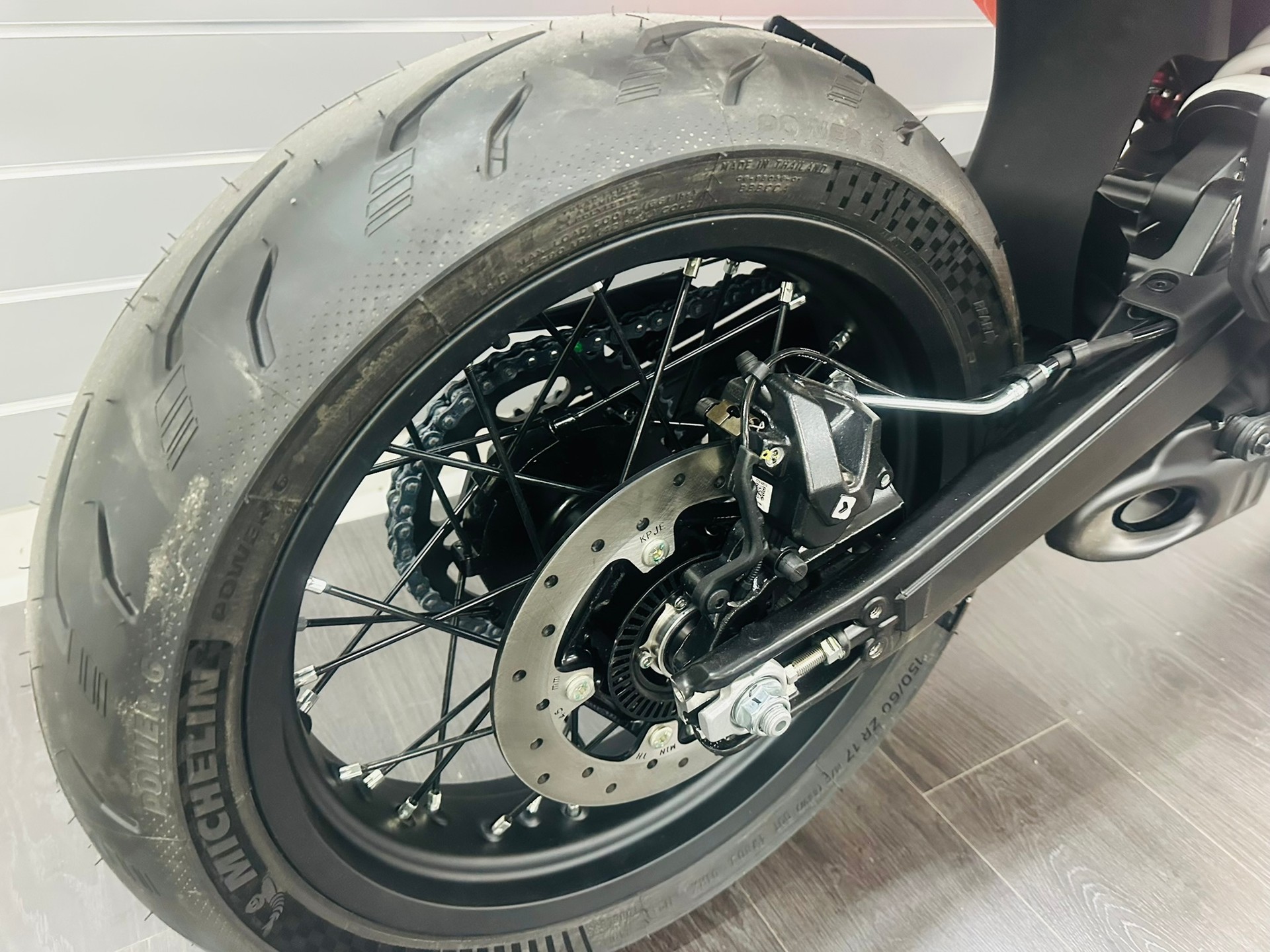 KTM 390 SMC R-image-3