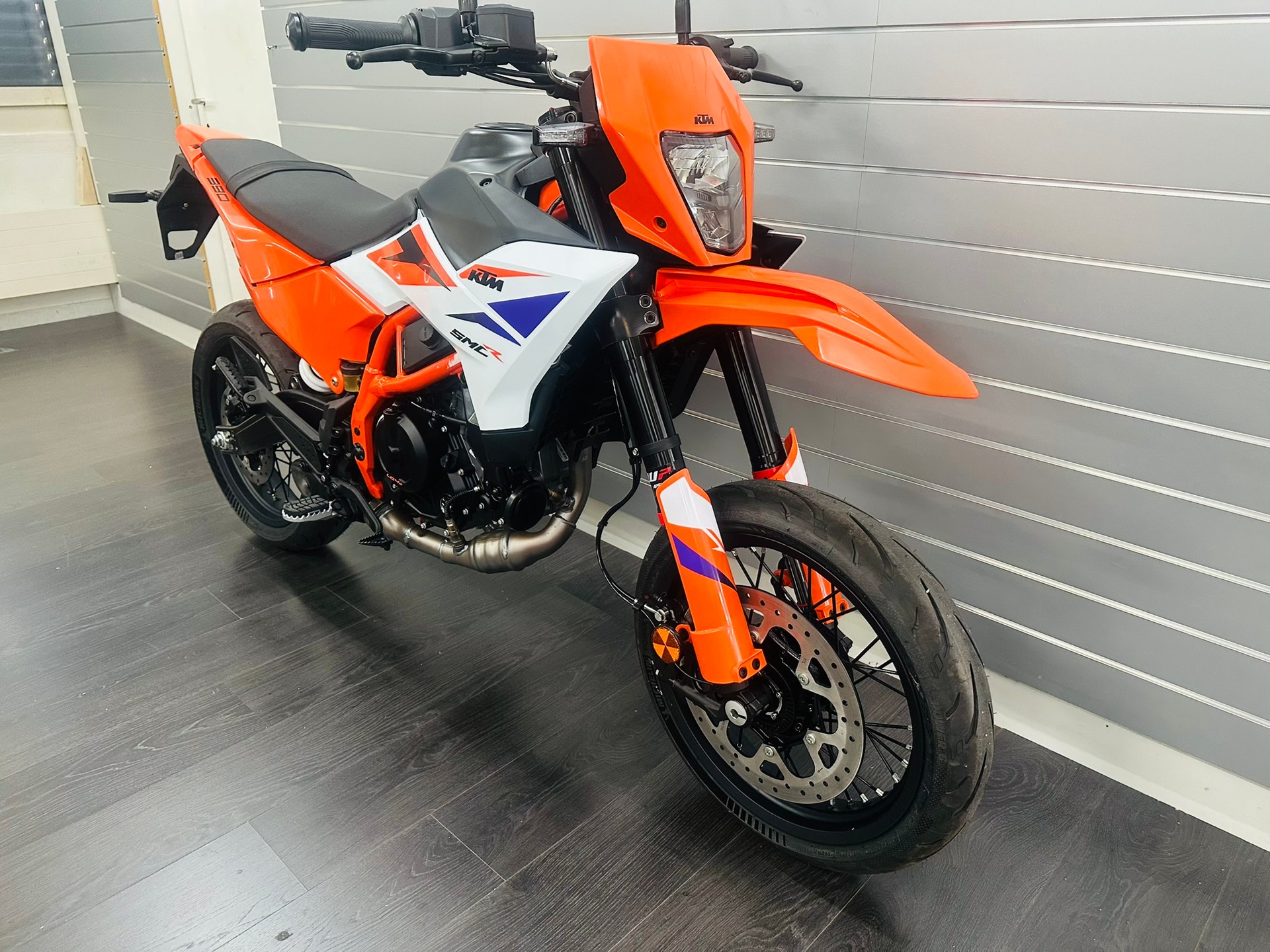 KTM 390 SMC R-image-4