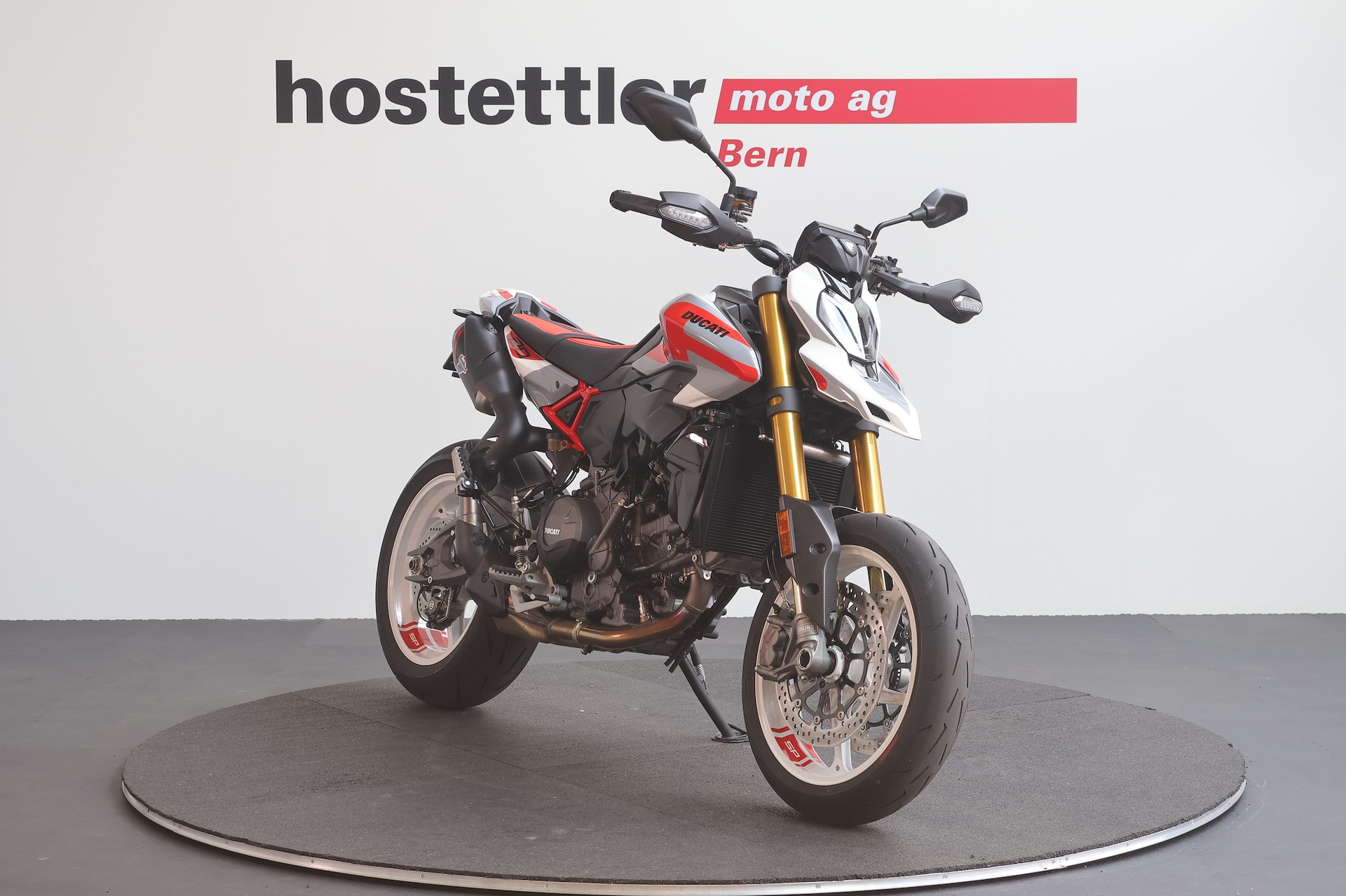 DUCATI Hypermotard V2 SP-image-0