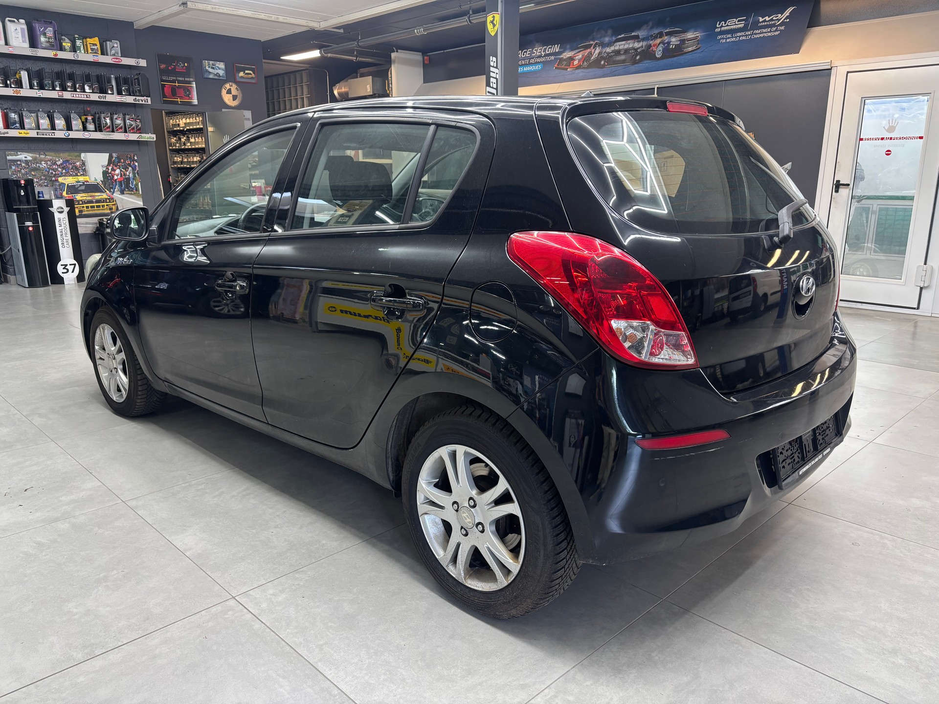 HYUNDAI i20 1.4 Style-image-5