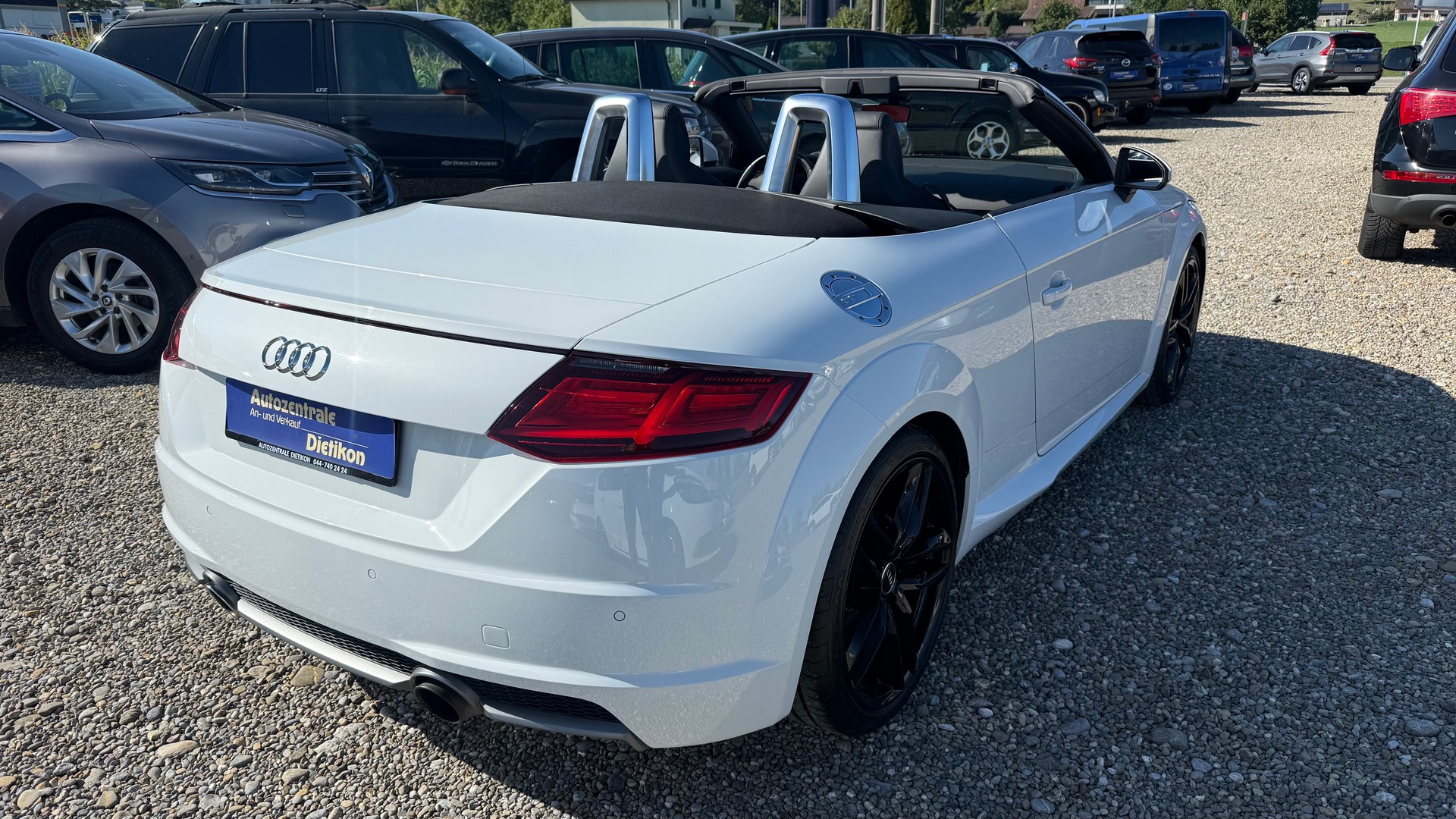 AUDI TT Roadster 2.0 TFSI S-tronic-image-23