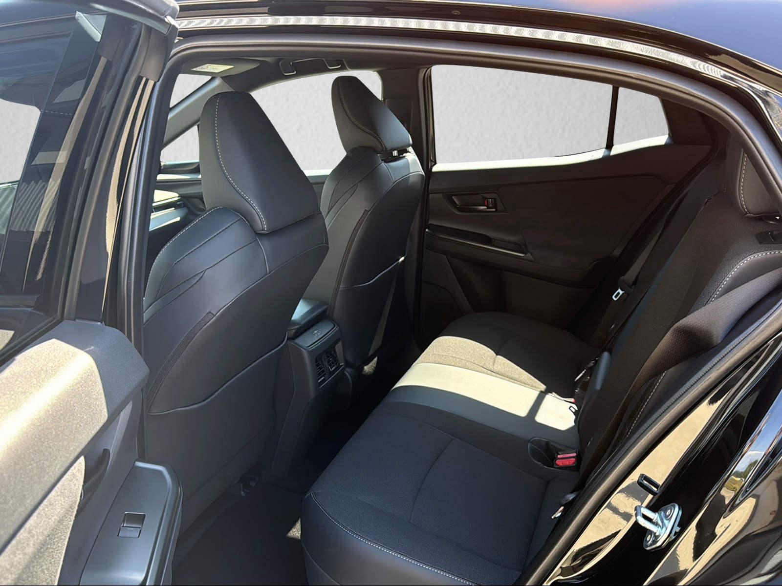 TOYOTA C-HR+ Style-image-6