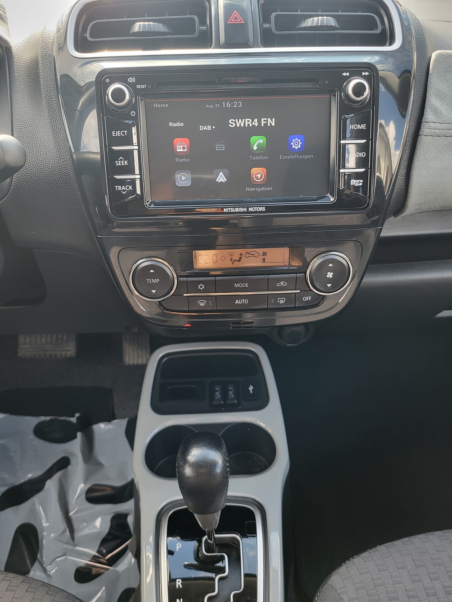 MITSUBISHI Space Star 1.2 Hanami CVT-image-7