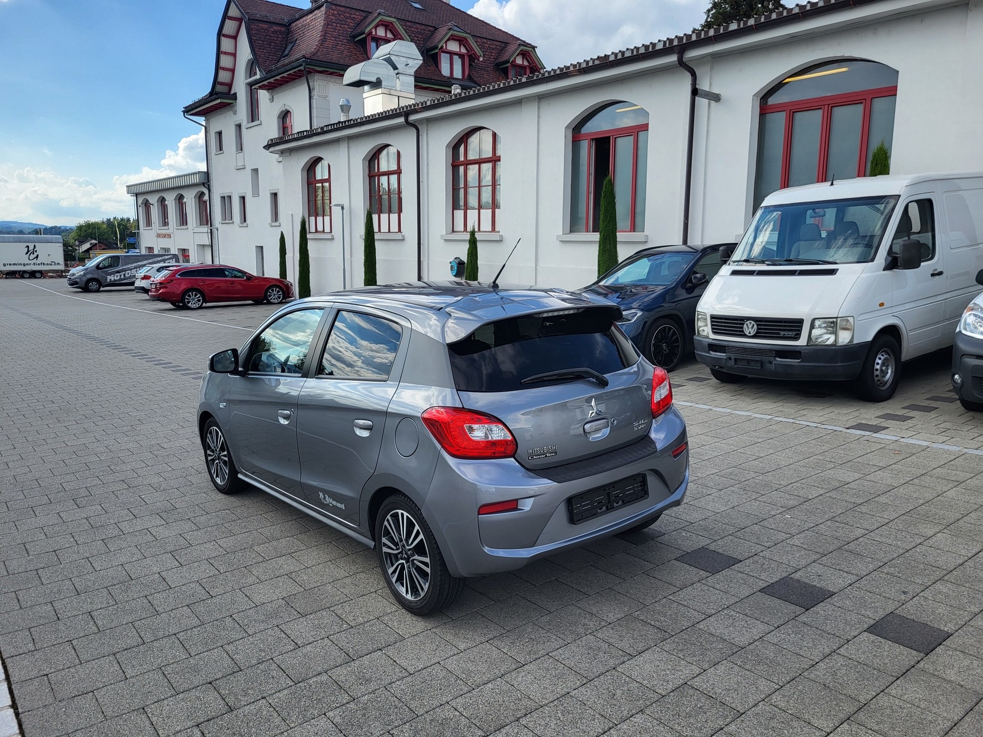 MITSUBISHI Space Star 1.2 Hanami CVT-image-1