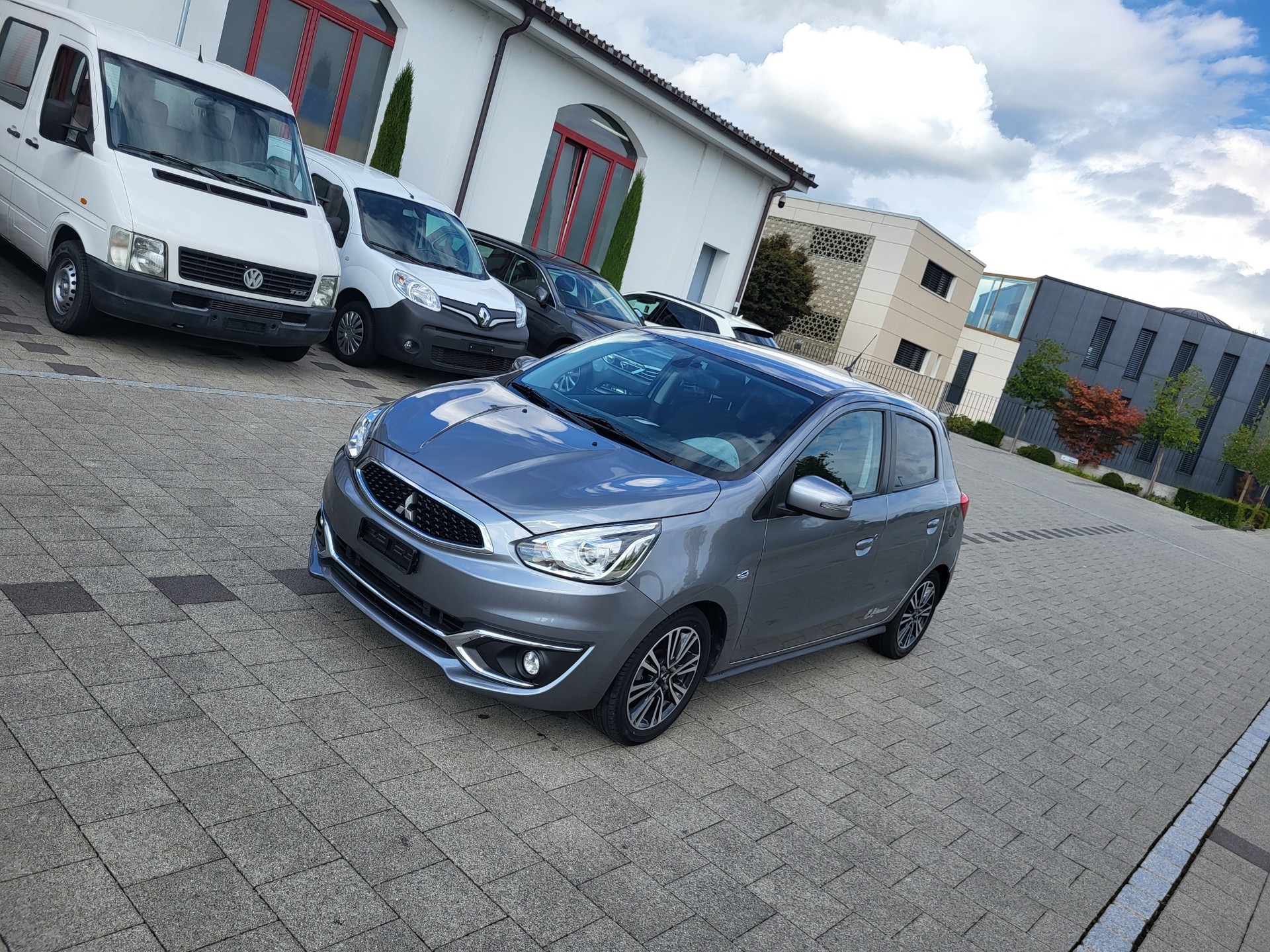 MITSUBISHI Space Star 1.2 Hanami CVT-image-4