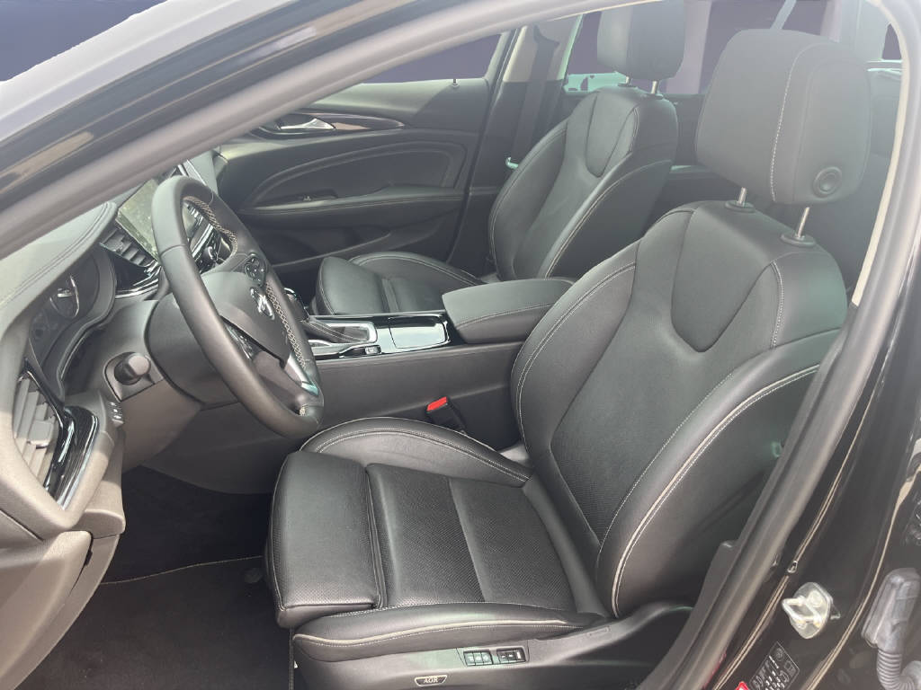 OPEL Insignia Sports Tourer 1.5 T Excellence-image-10