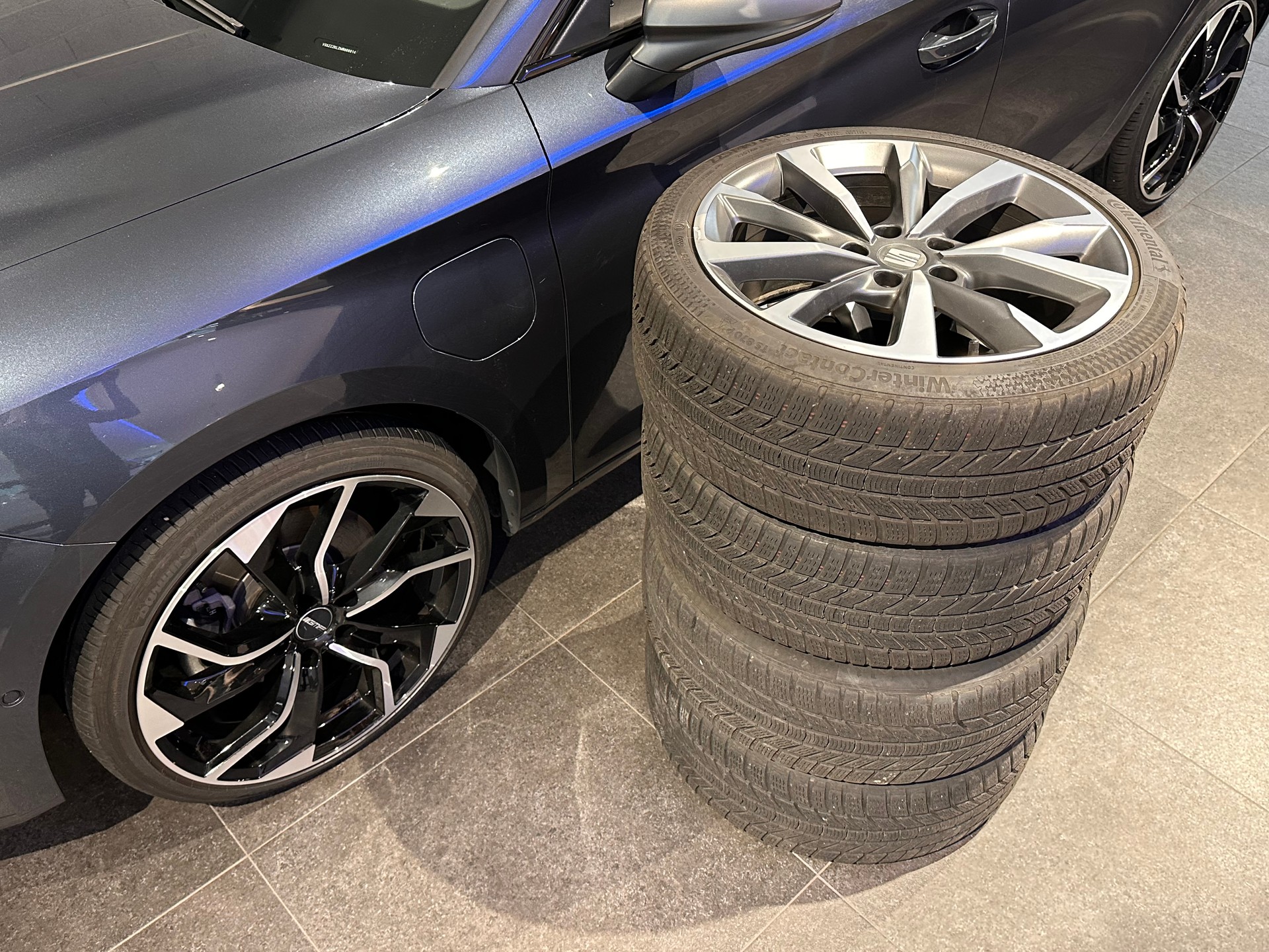 SEAT Leon 1.4 eHybrid Hola FR-image-6
