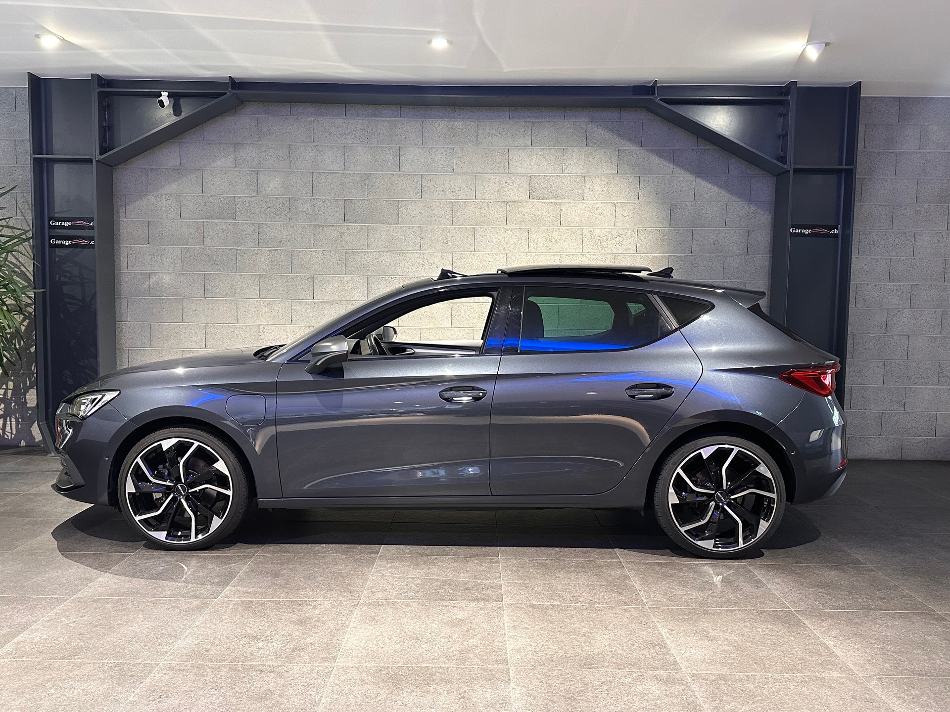 SEAT Leon 1.4 eHybrid Hola FR