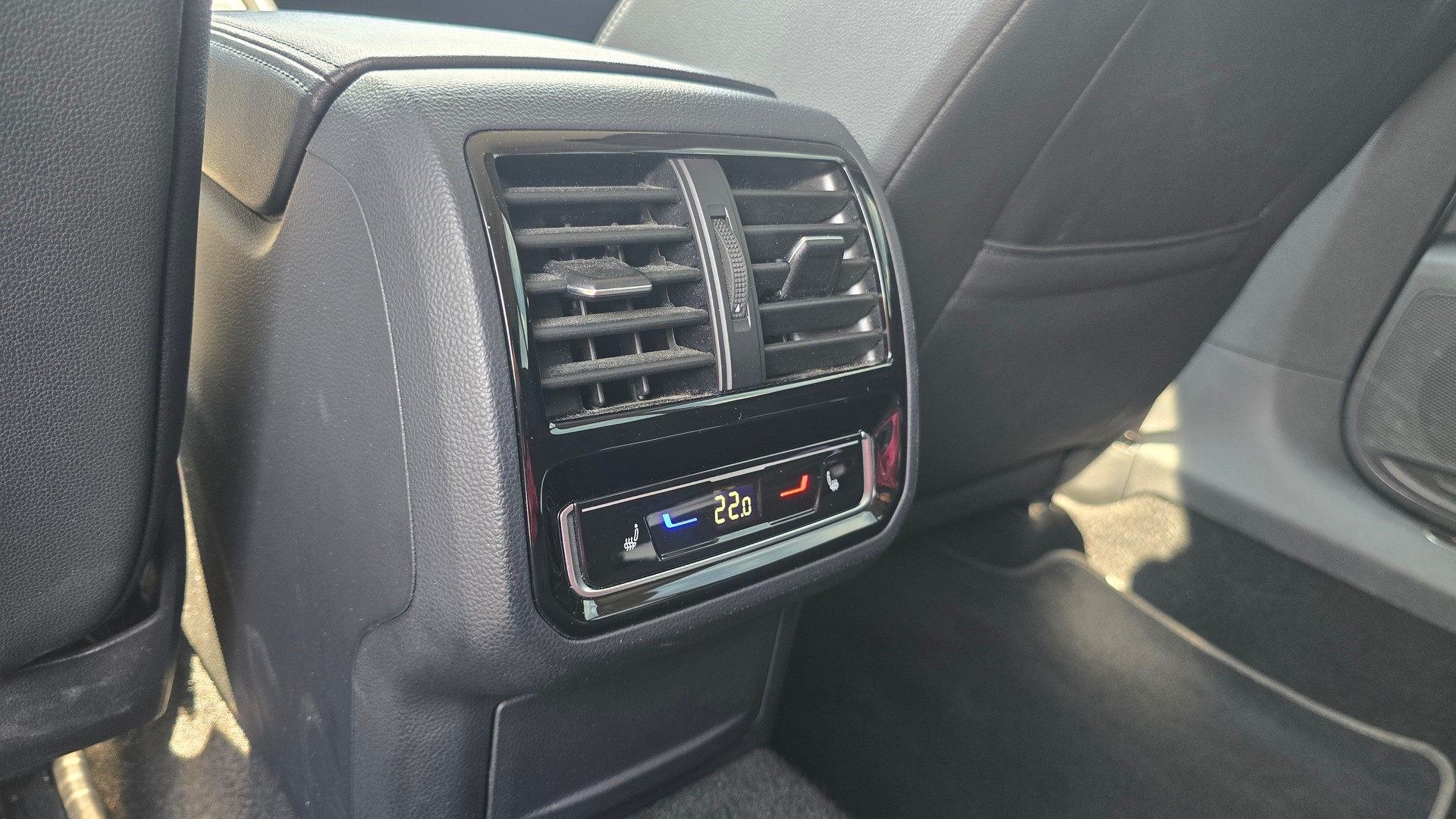 VW Arteon SB 2.0 TDI Elegance 4Motion DSG-image-14