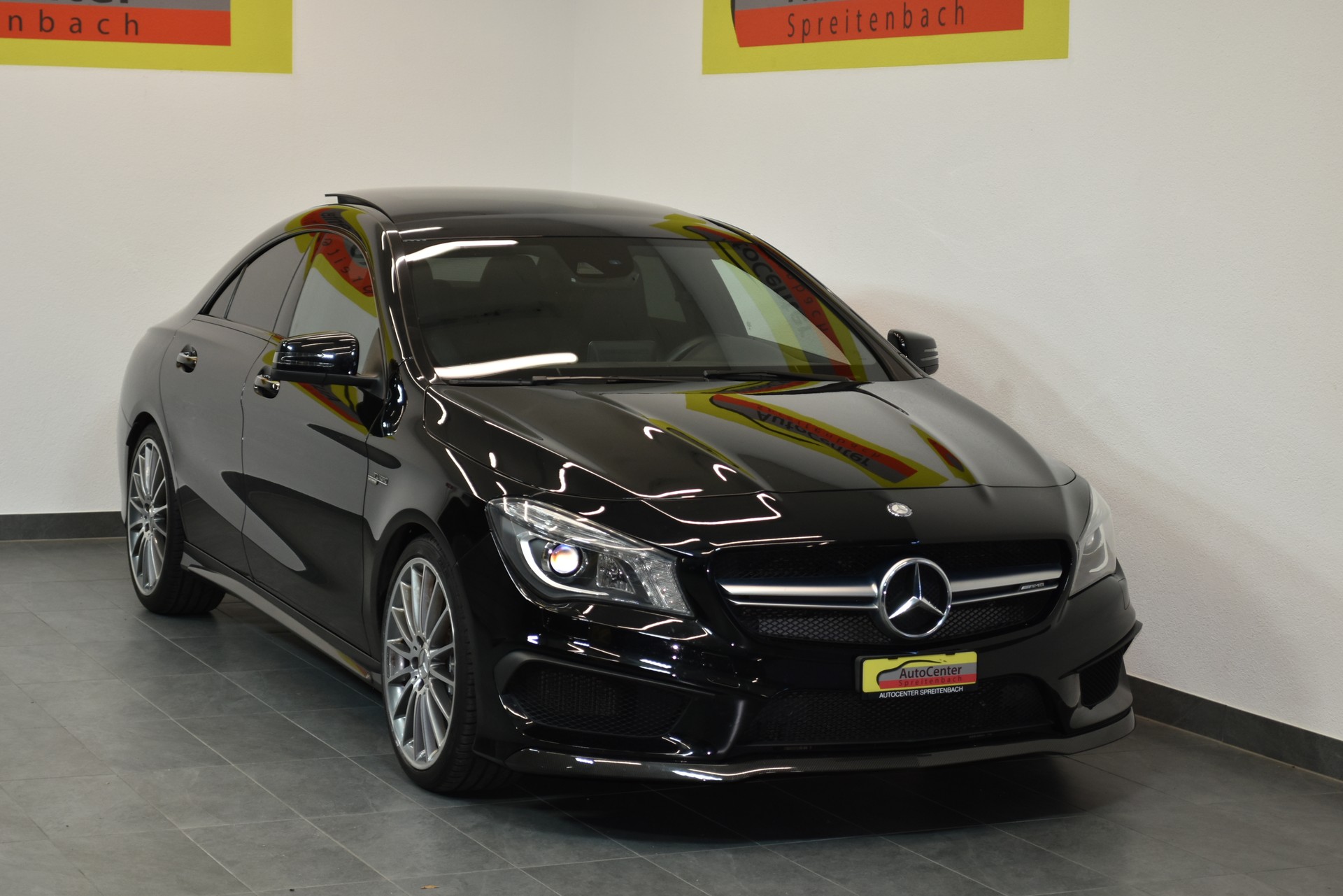 MERCEDES-BENZ CLA 45 AMG 4Matic Speedshift