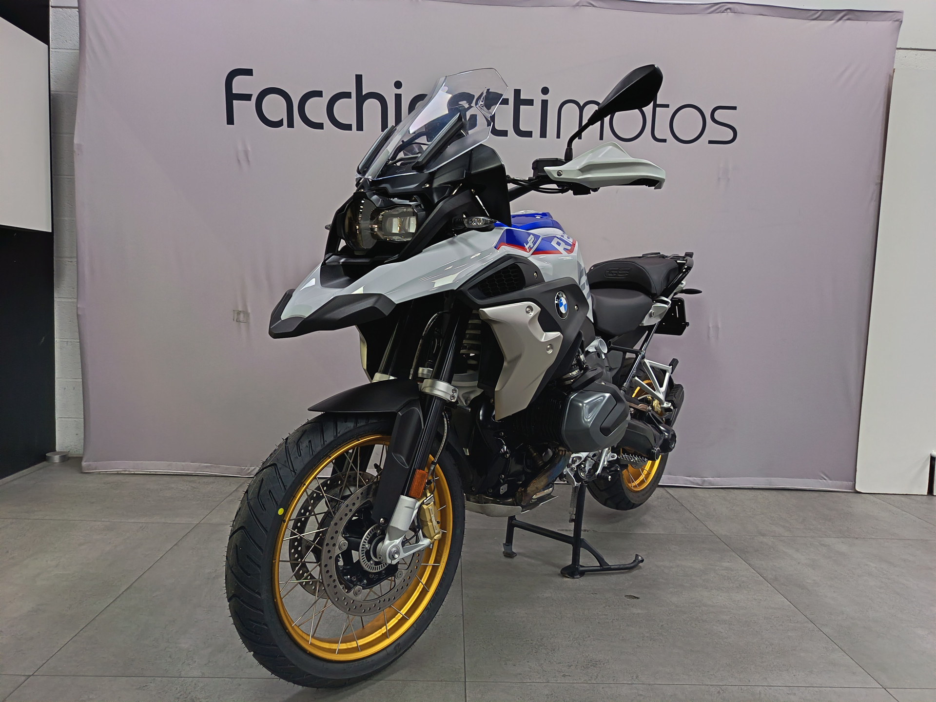 BMW R 1250 GS HP - Leasing 239 chf par mois-showroom-element-2