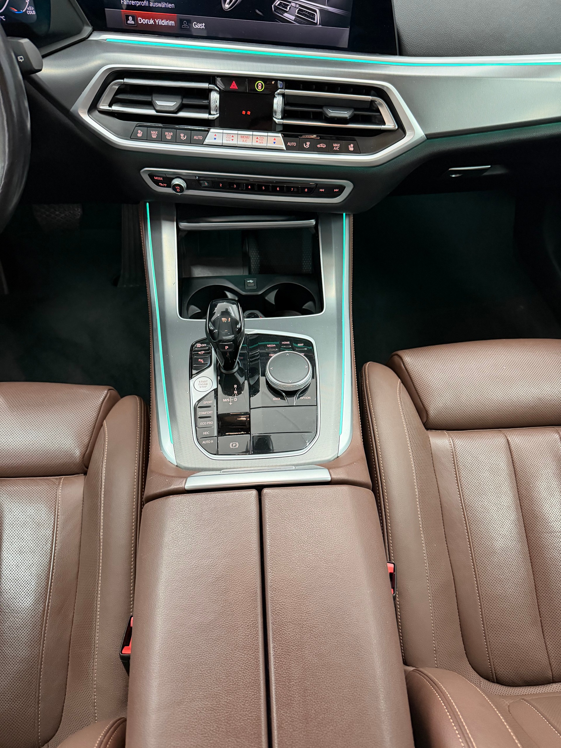 BMW X5-image-11