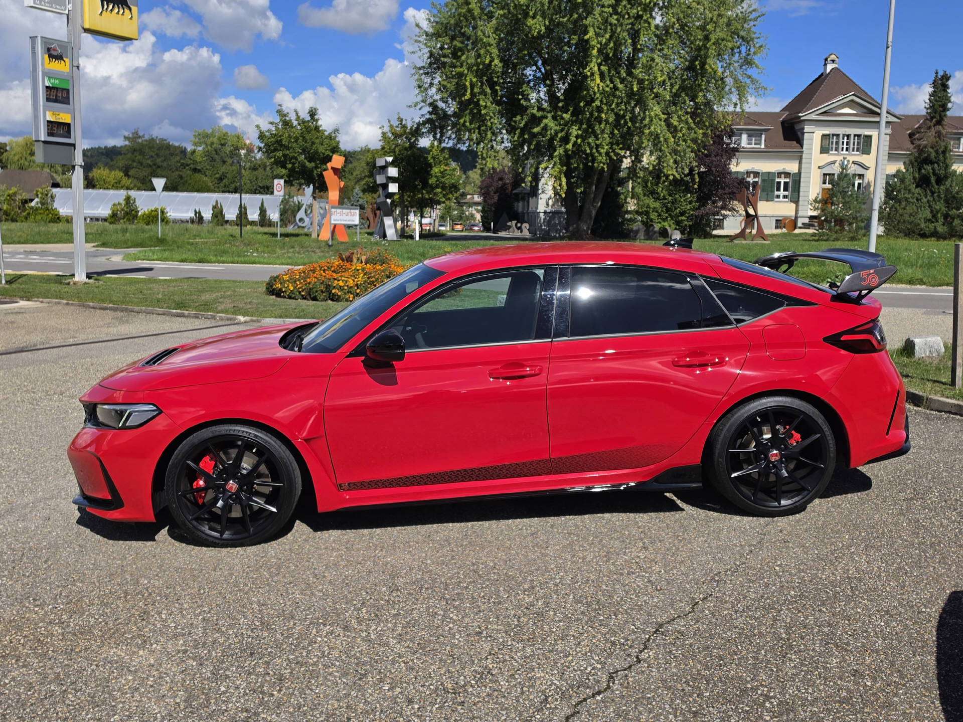 HONDA Civic 2.0 VTEC Type R 50th Anniversary-showroom-element-1
