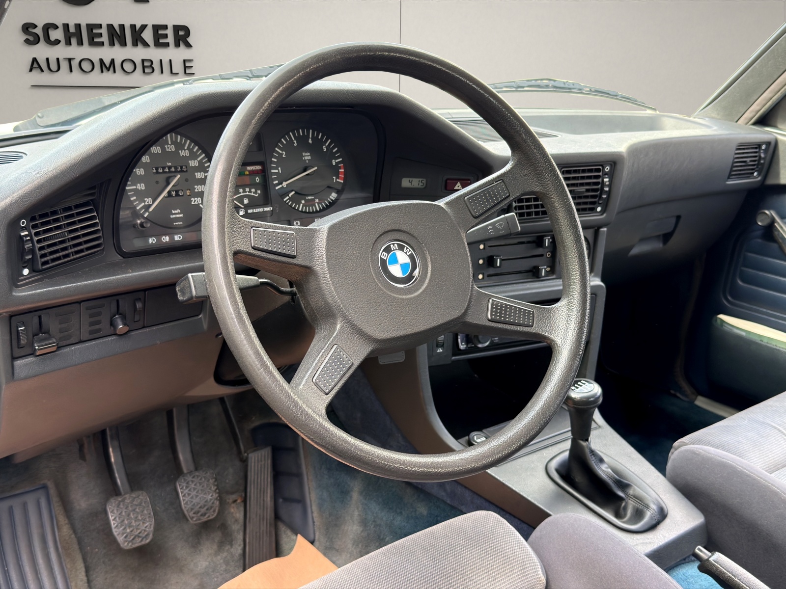 BMW BMW 520i E28-image-12