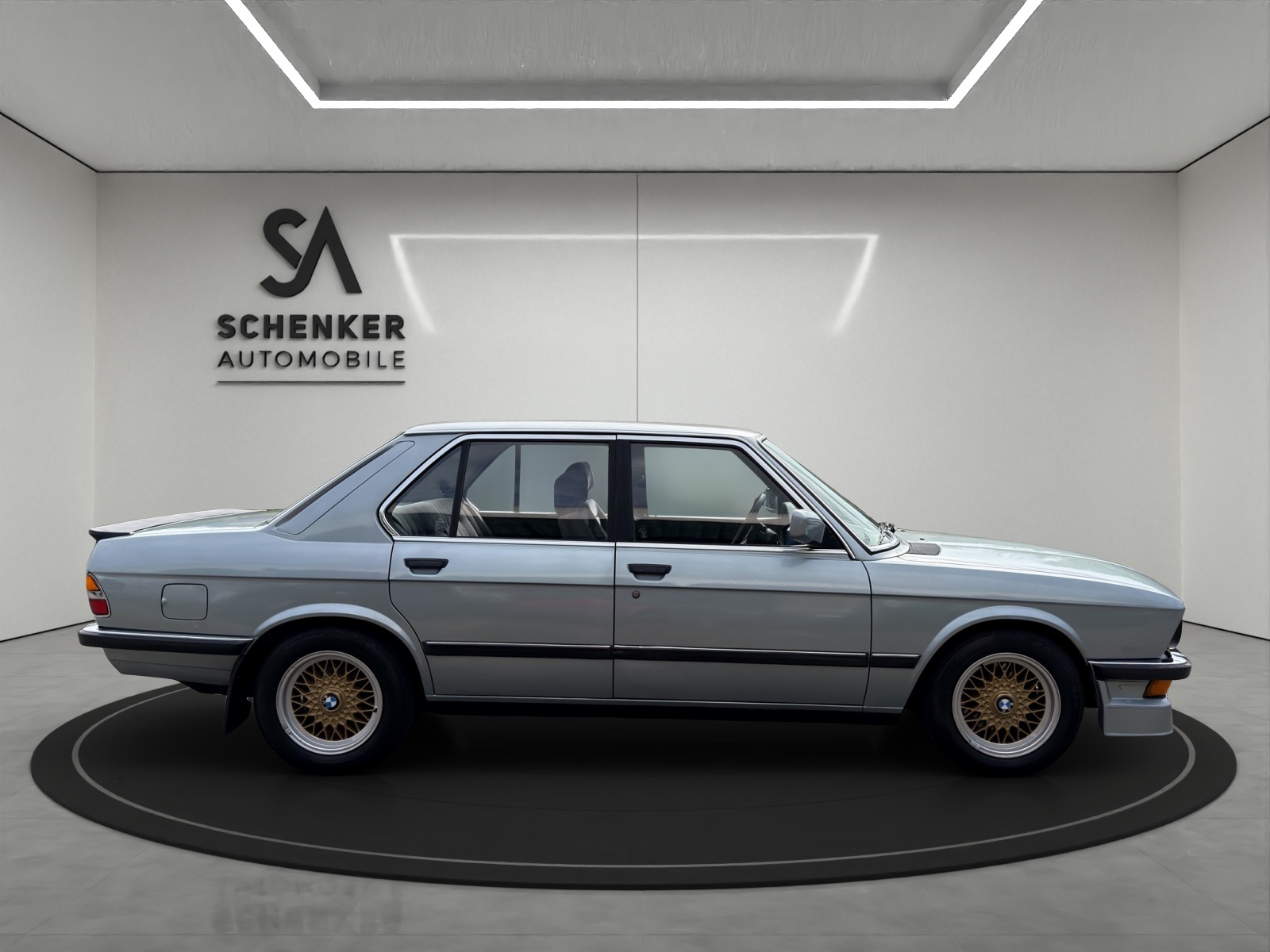 BMW BMW 520i E28-image-6