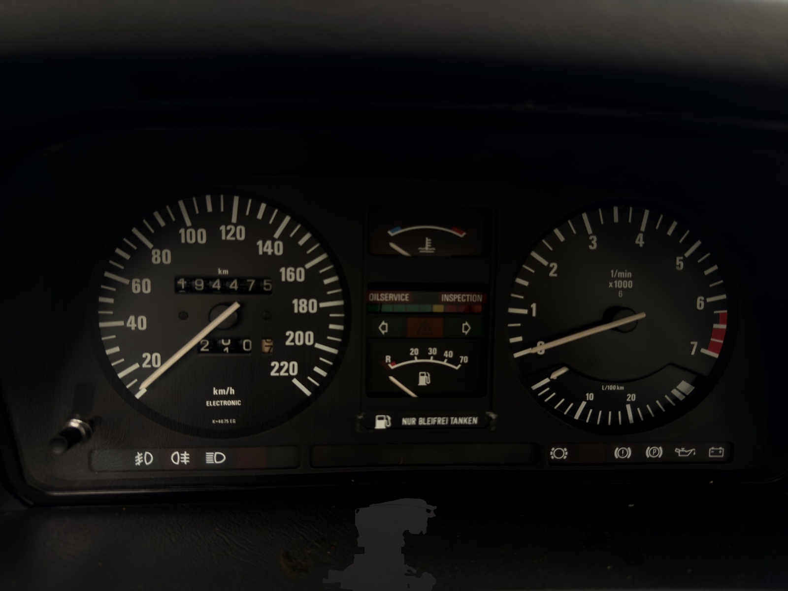 BMW BMW 520i E28-image-18