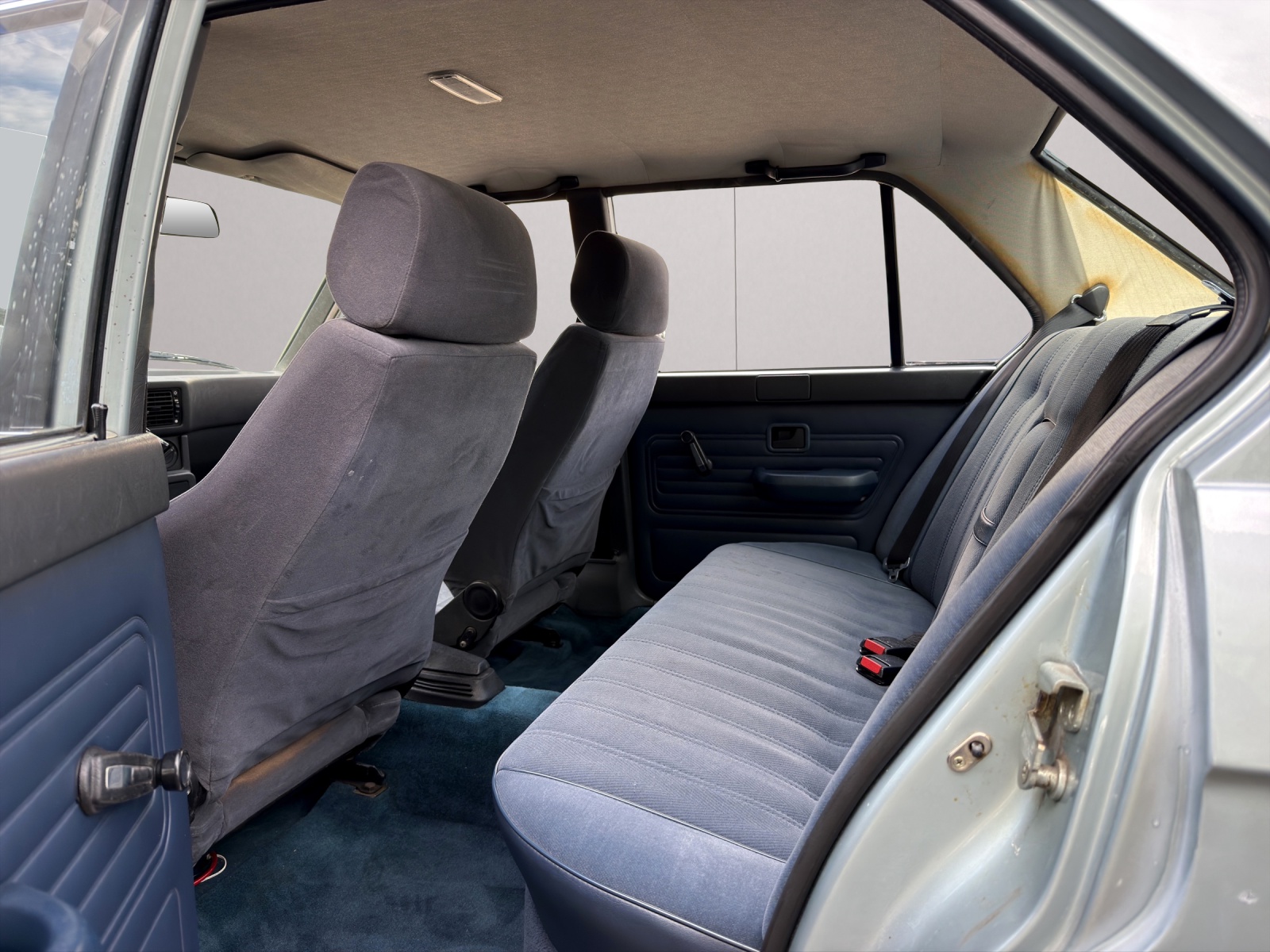 BMW BMW 520i E28-image-15