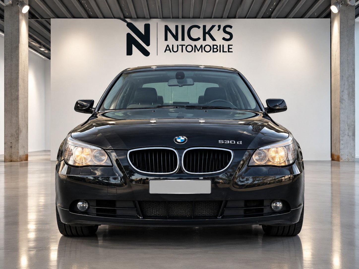 BMW 530d-showroom-element-3