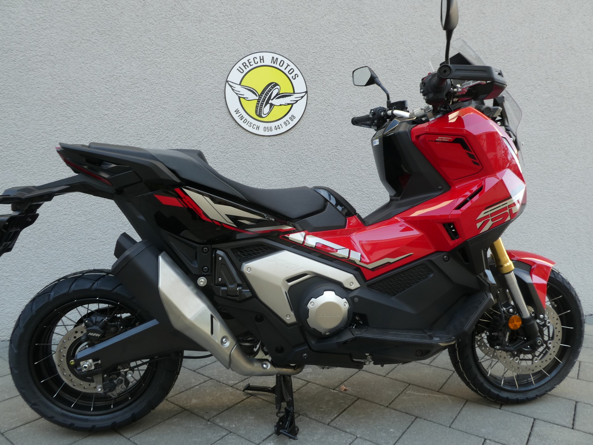 HONDA X-ADV 750-image-2