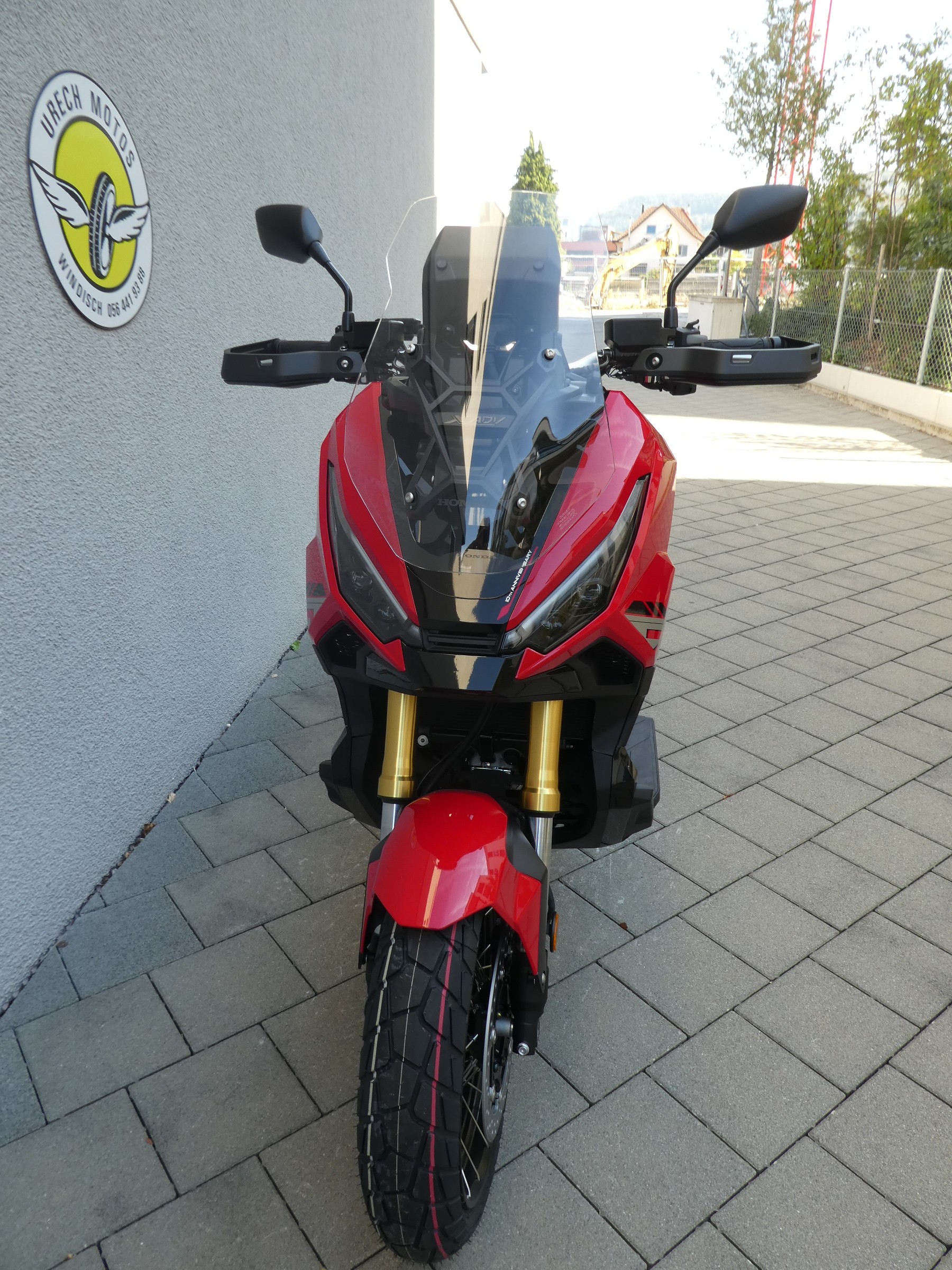 HONDA X-ADV 750-image-7