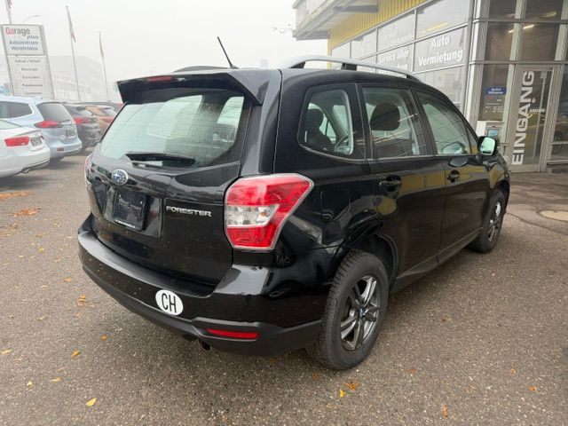 SUBARU Forester 2.0i Swiss Lineartronic-showroom-element-2