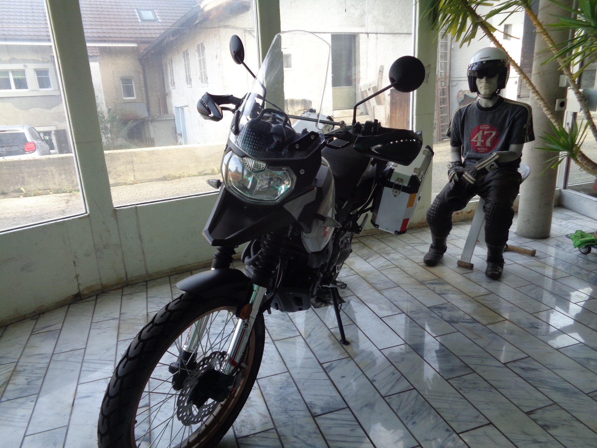 MASH Adventure 400-image-7