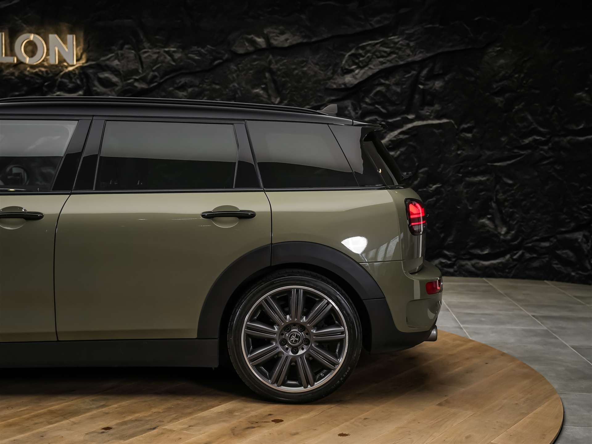 MINI Clubman Cooper S ALL4 Steptronic *CH Fahrzeug*Head Up*Panorama*-image-18