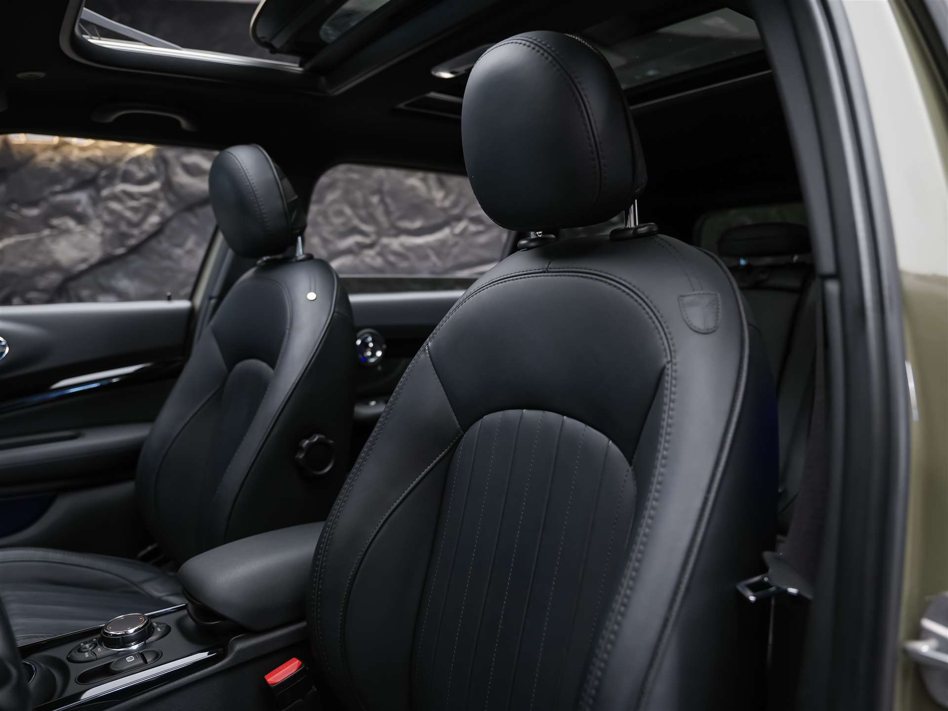 MINI Clubman Cooper S ALL4 Steptronic *CH Fahrzeug*Head Up*Panorama*-image-9