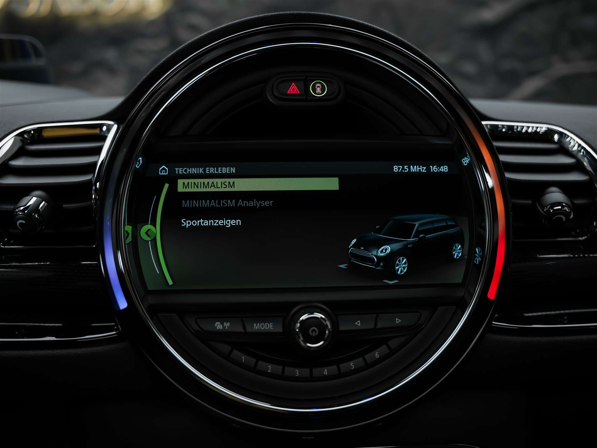 MINI Clubman Cooper S ALL4 Steptronic *CH Fahrzeug*Head Up*Panorama*-image-31