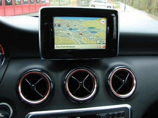MERCEDES-BENZ A 180 CDI-image-5