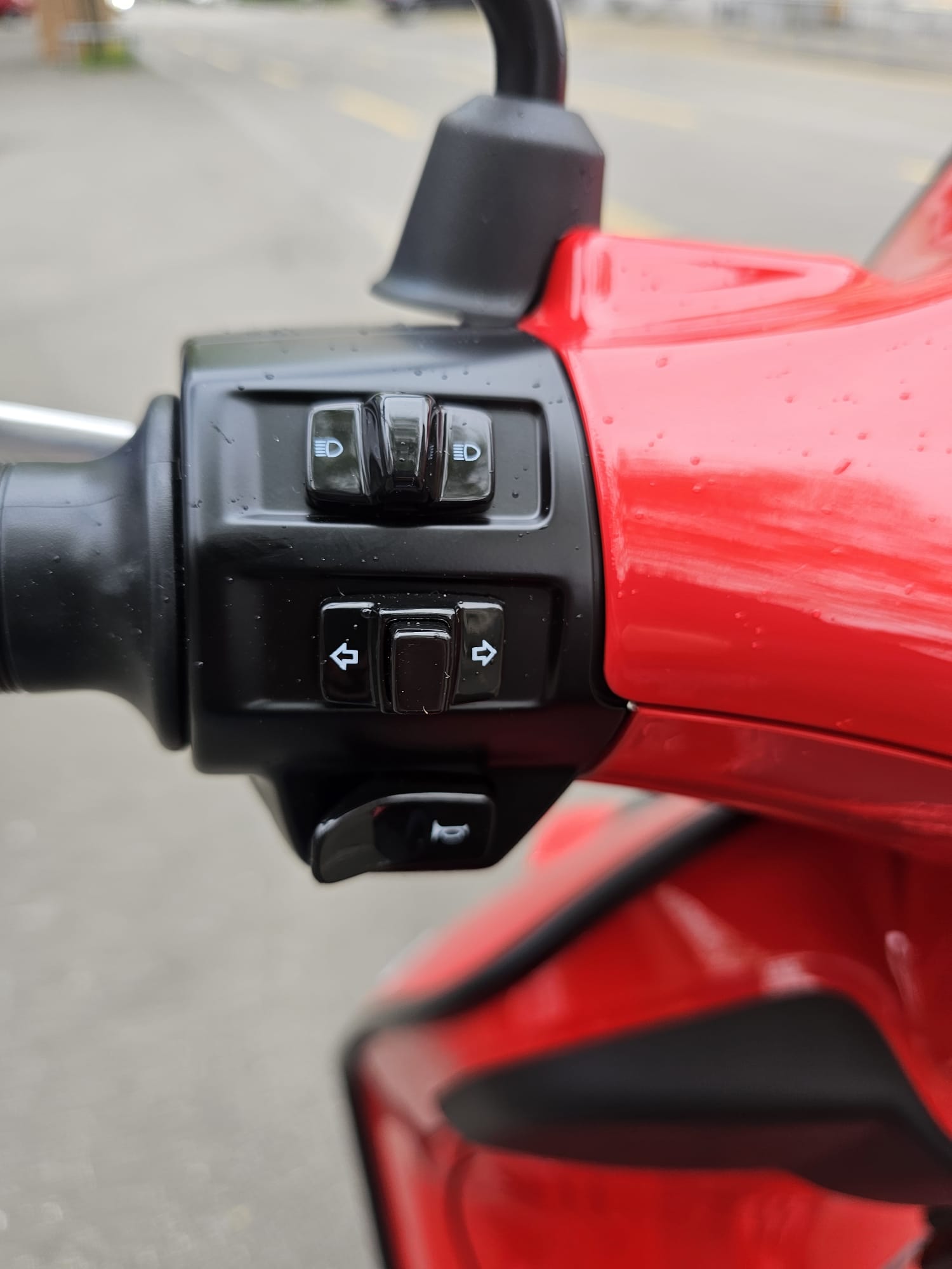 PIAGGIO Vespa 125 Sprint Sport-image-5