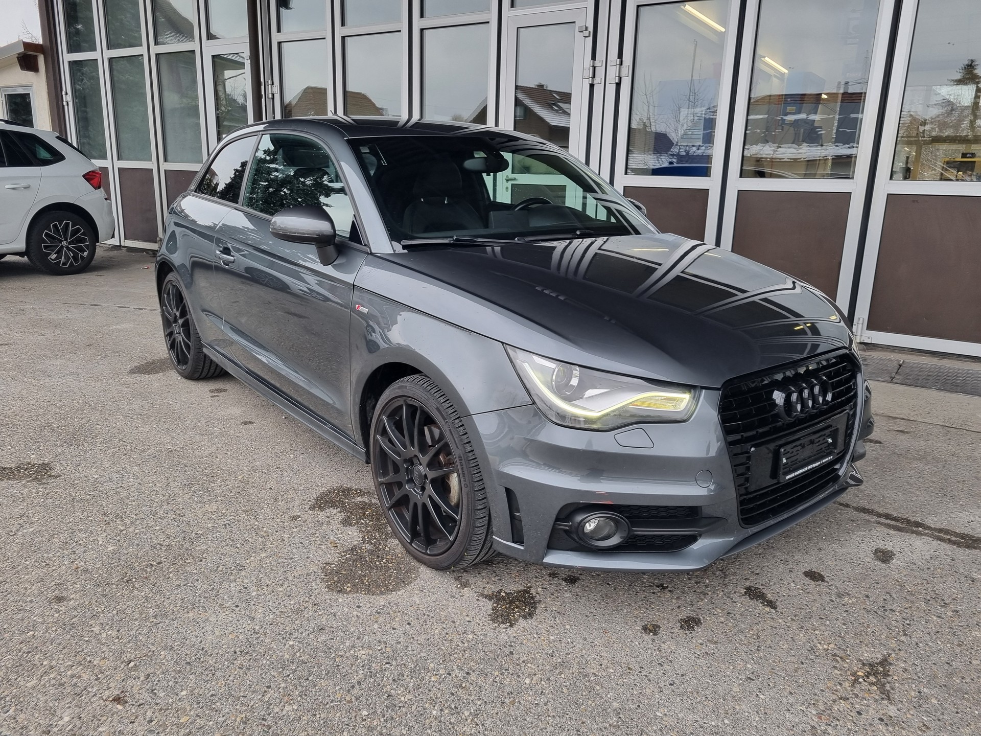 AUDI A1 Sport 1.4 TFSI Ambition S-tronic-image-1