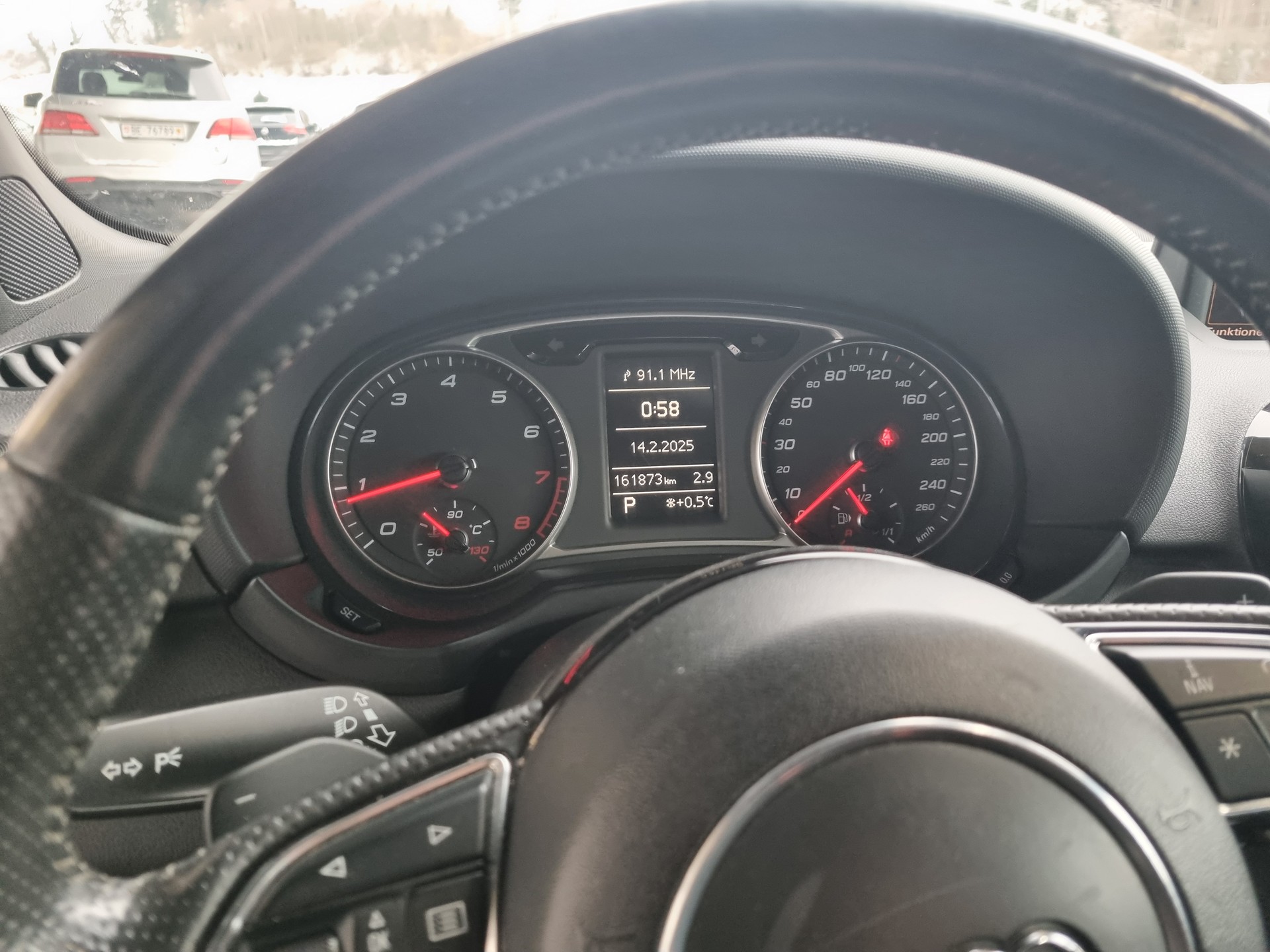 AUDI A1 Sport 1.4 TFSI Ambition S-tronic-image-9