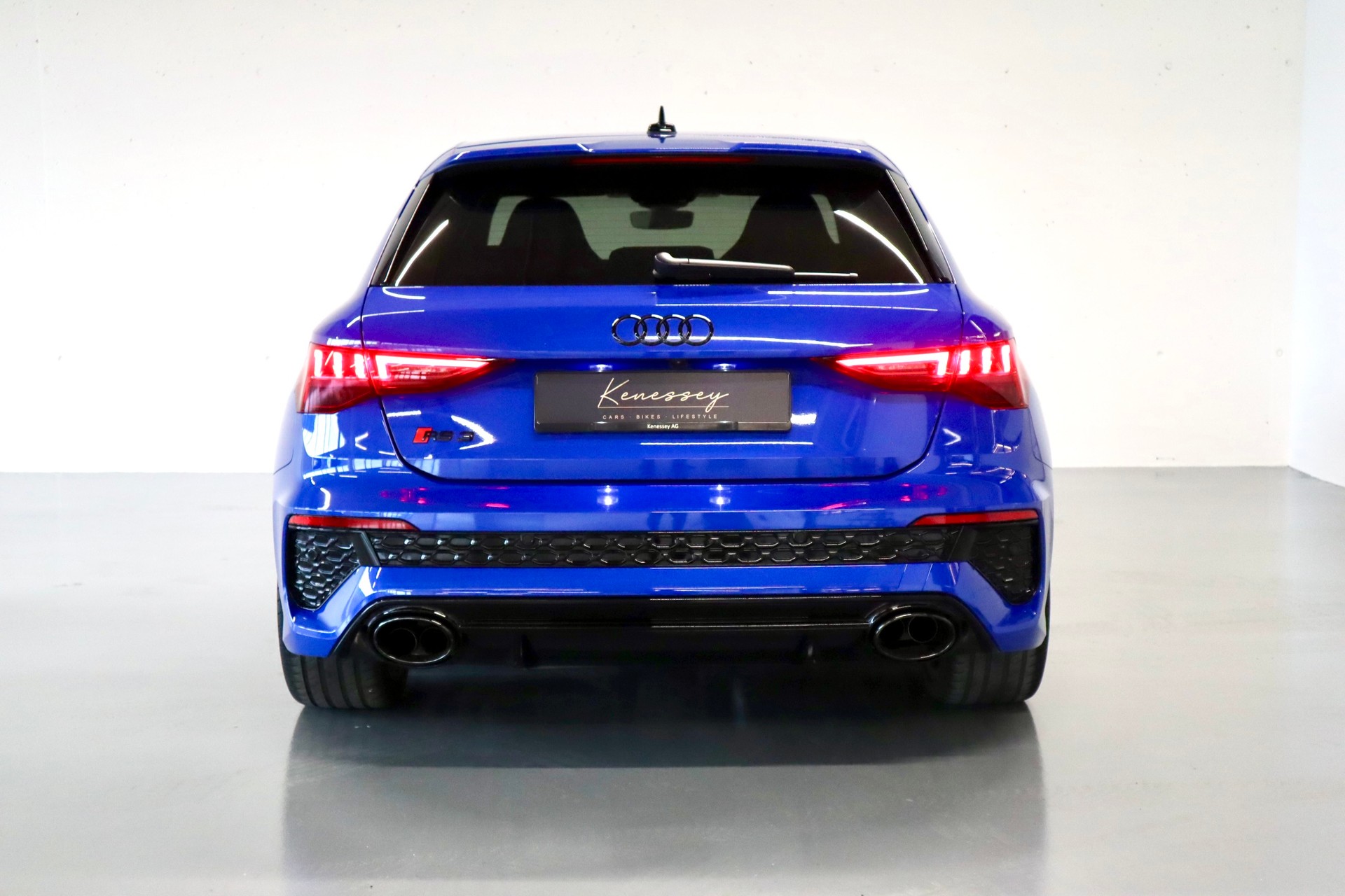 AUDI RS3 Performance Edition | 1 of 300 worldwide | Remus Exhaust-showroom-element-3