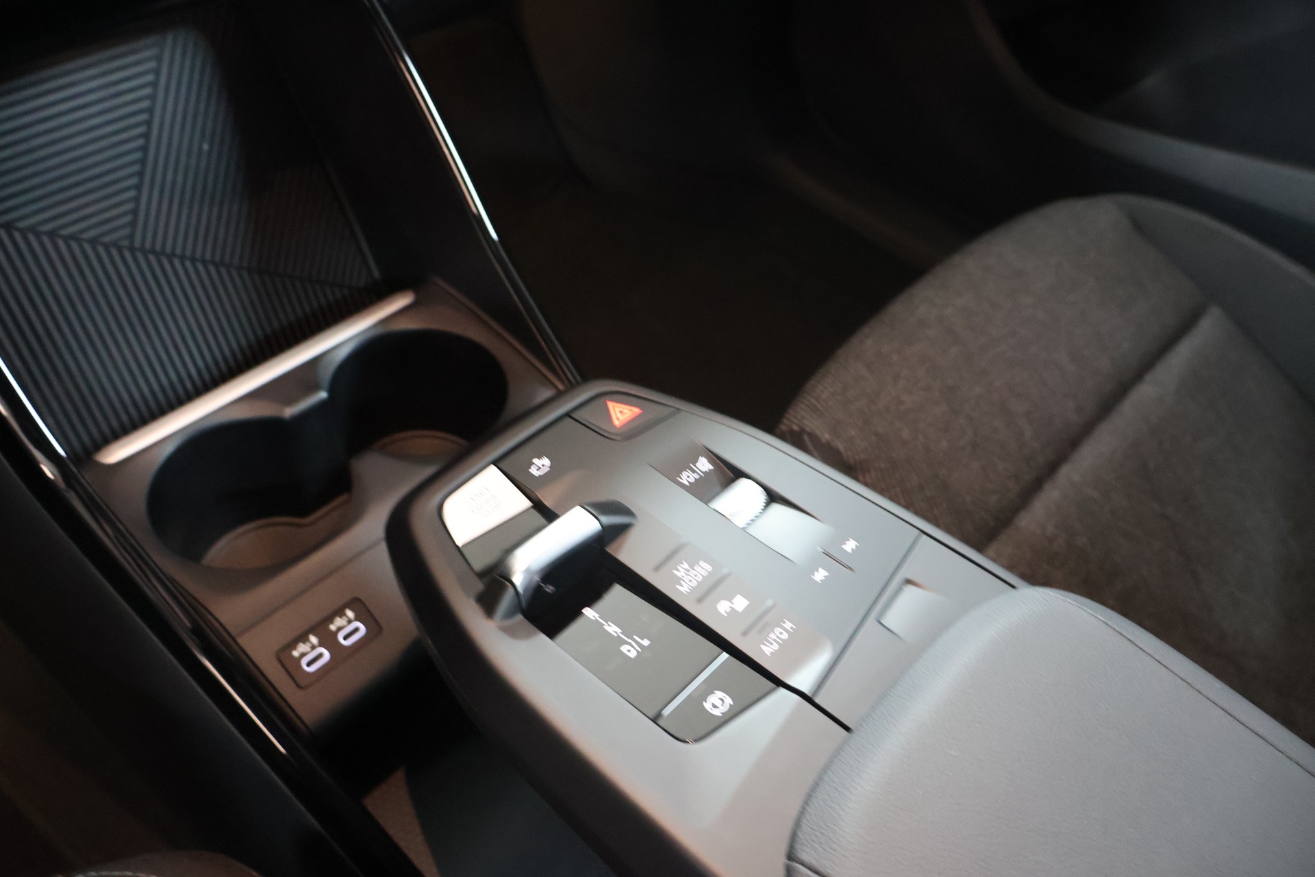 BMW 223d Active Tourer xDrive DKG-image-12