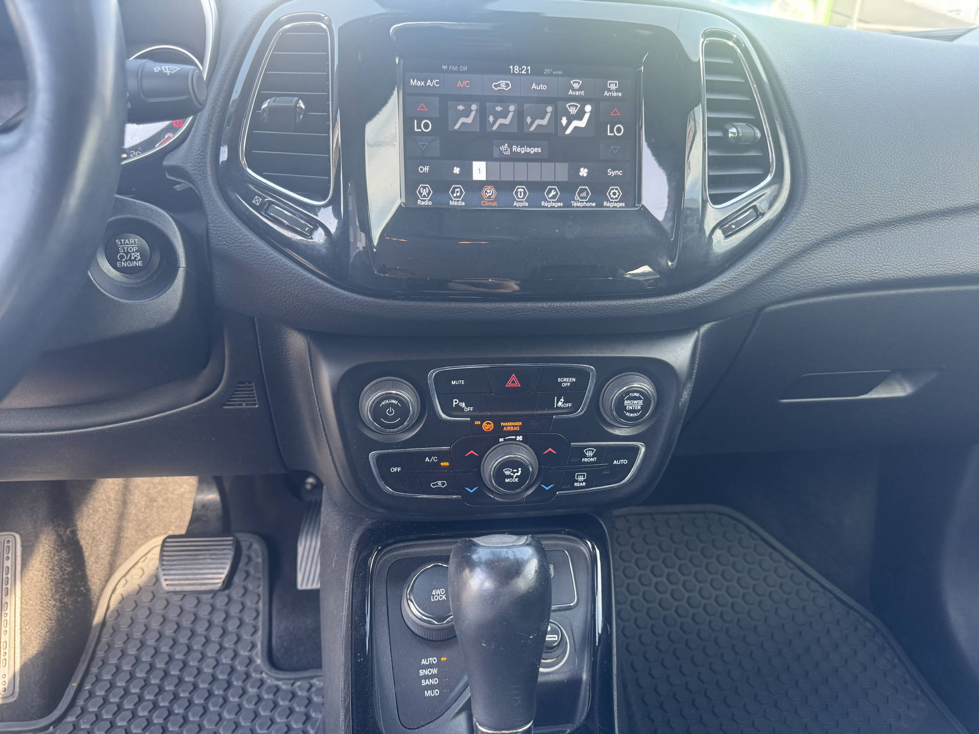 JEEP Compass 2.0 CRD Freedom AWD-image-9