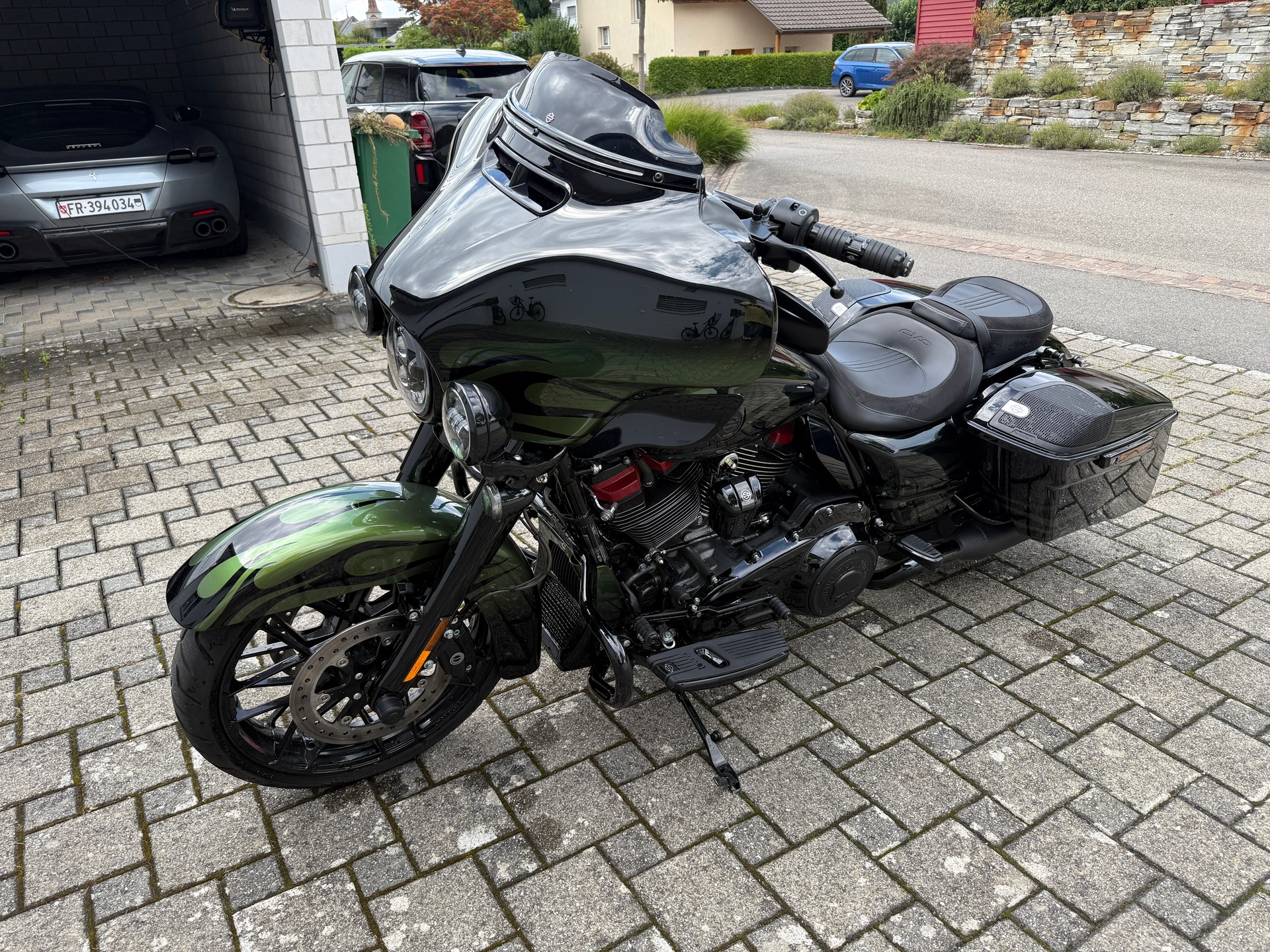 HARLEY-DAVIDSON FLHXSE Street Glide CVO 117-image-10