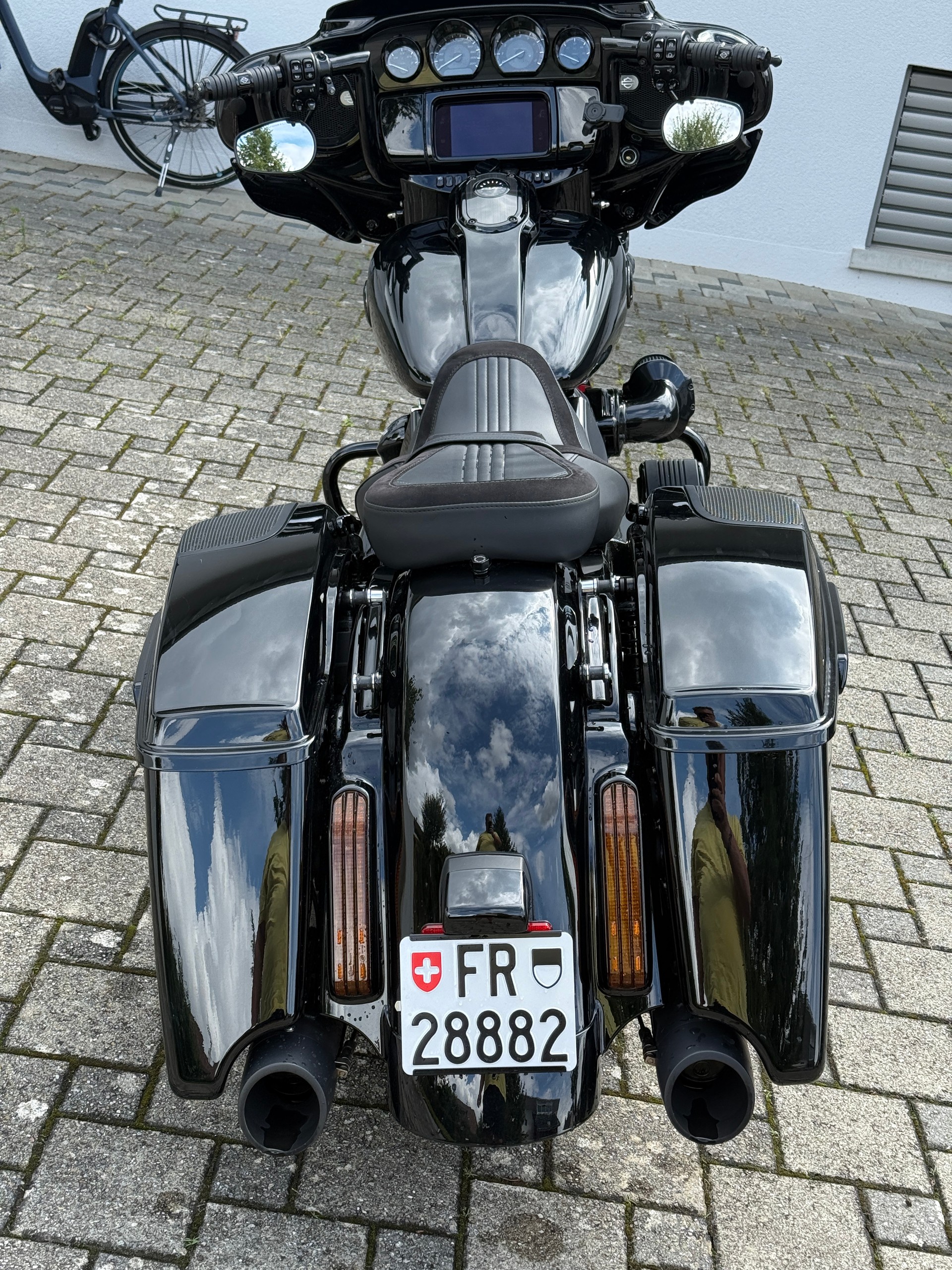 HARLEY-DAVIDSON FLHXSE Street Glide CVO 117-image-6