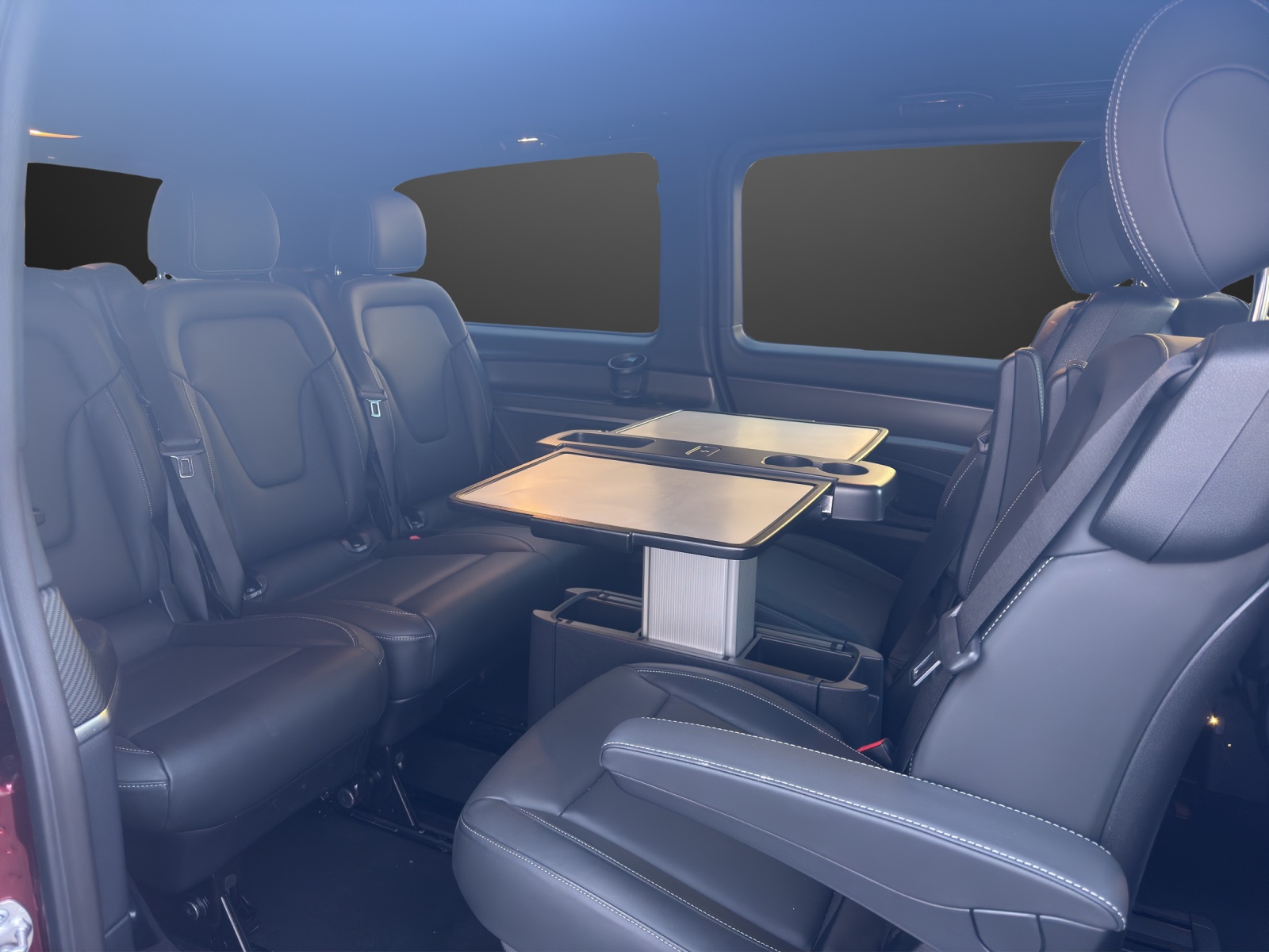 MERCEDES-BENZ V 300 d lang Swiss Edition 4Matic 9G-Tronic-image-12