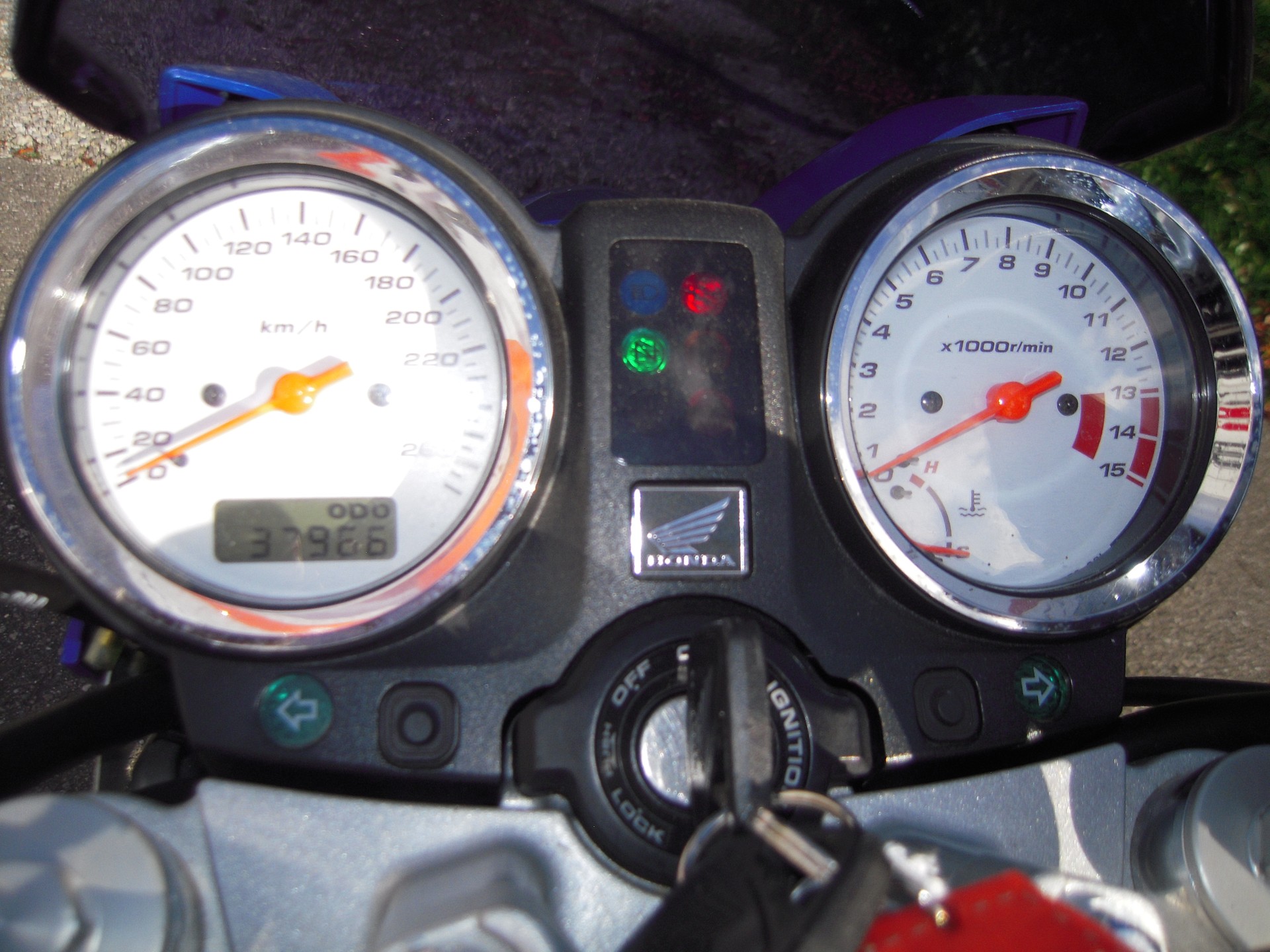 HONDA CB 600 F Hornet-image-11