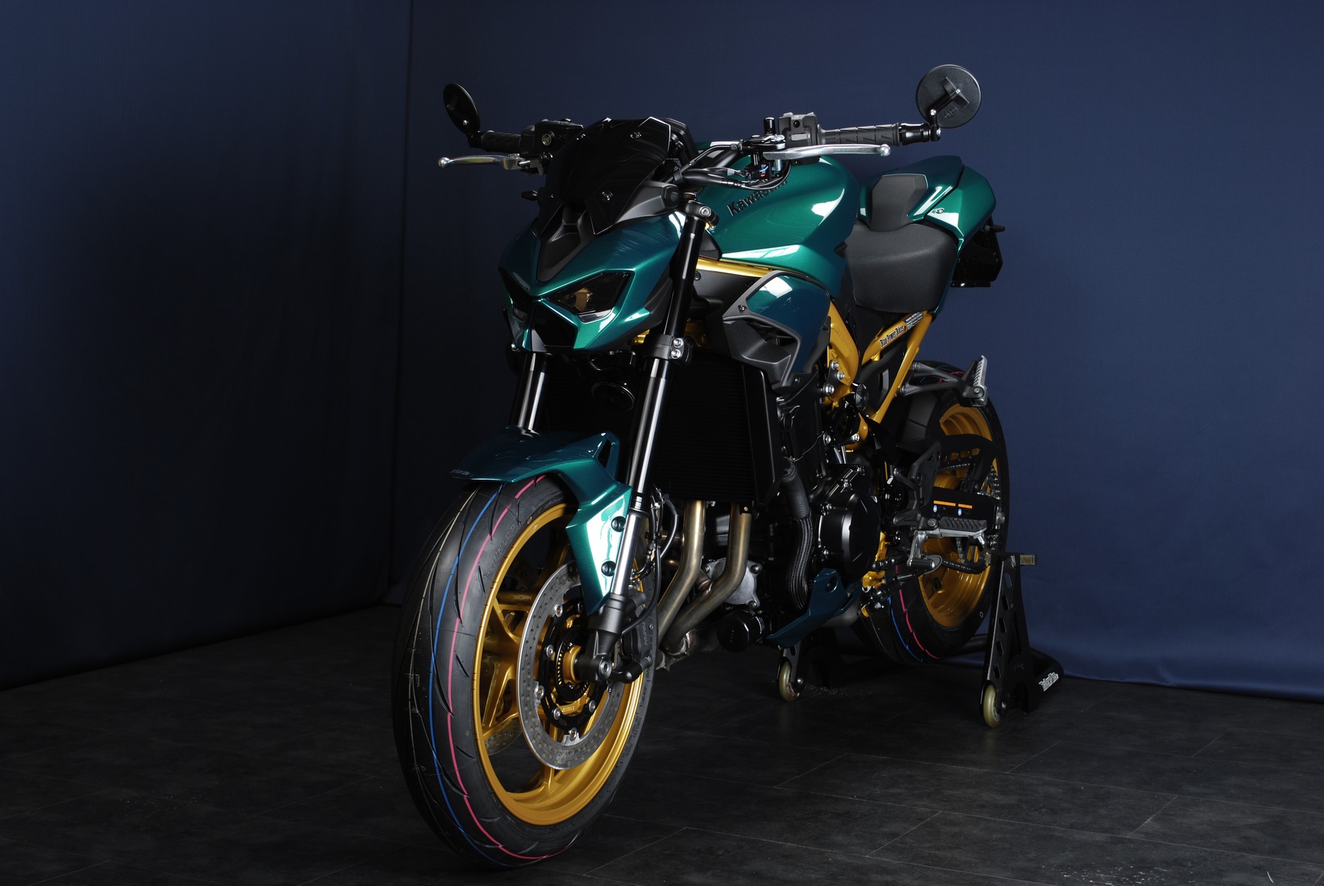 KAWASAKI Z 900 (70kW) MY26 - Sonderumbau-image-6