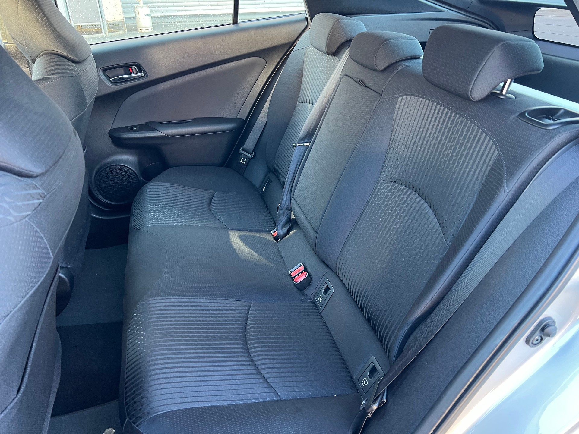 TOYOTA Prius 1.8 VVT-i HSD Sol Premium-image-9