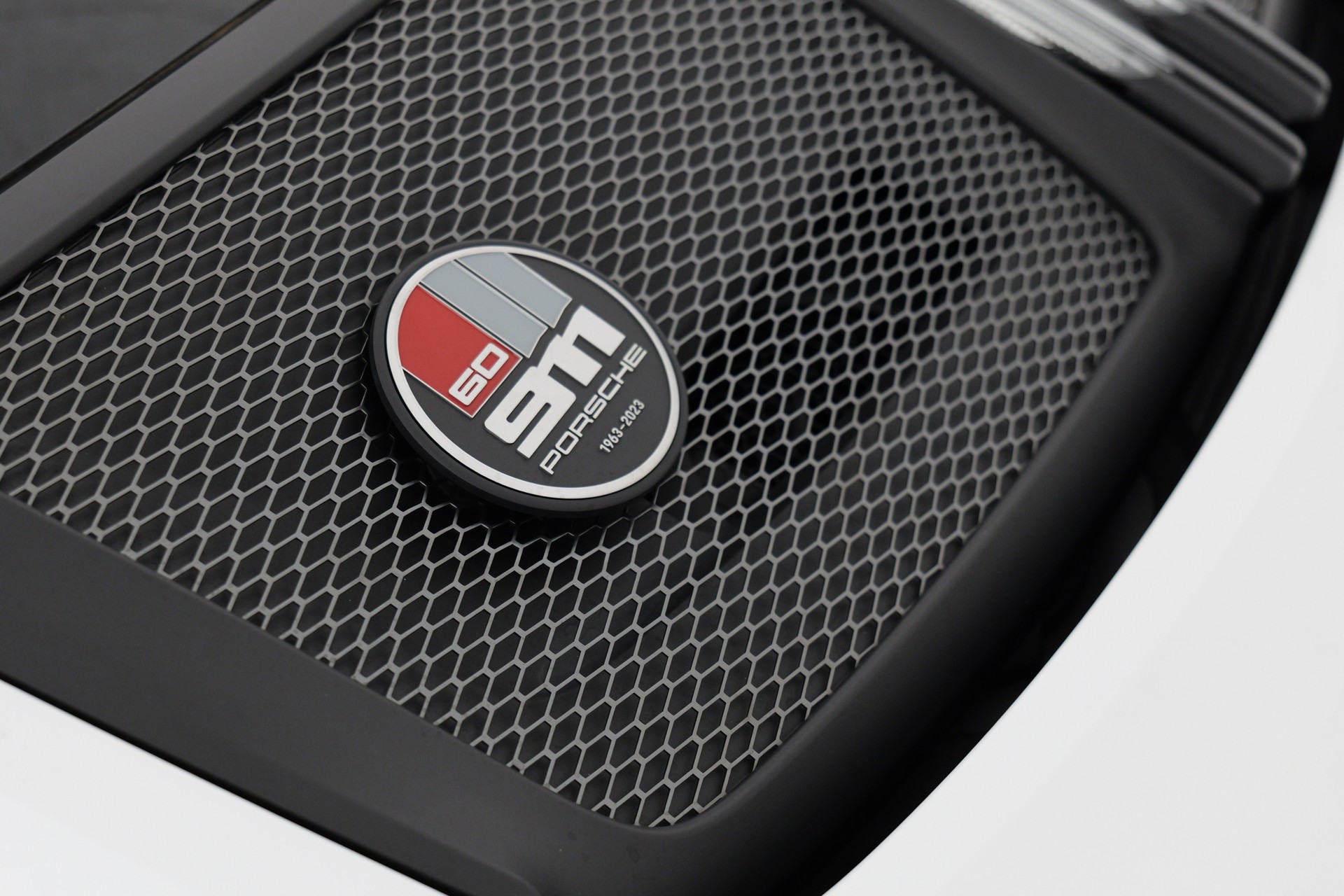 PORSCHE 911 S/T Heritage-image-7