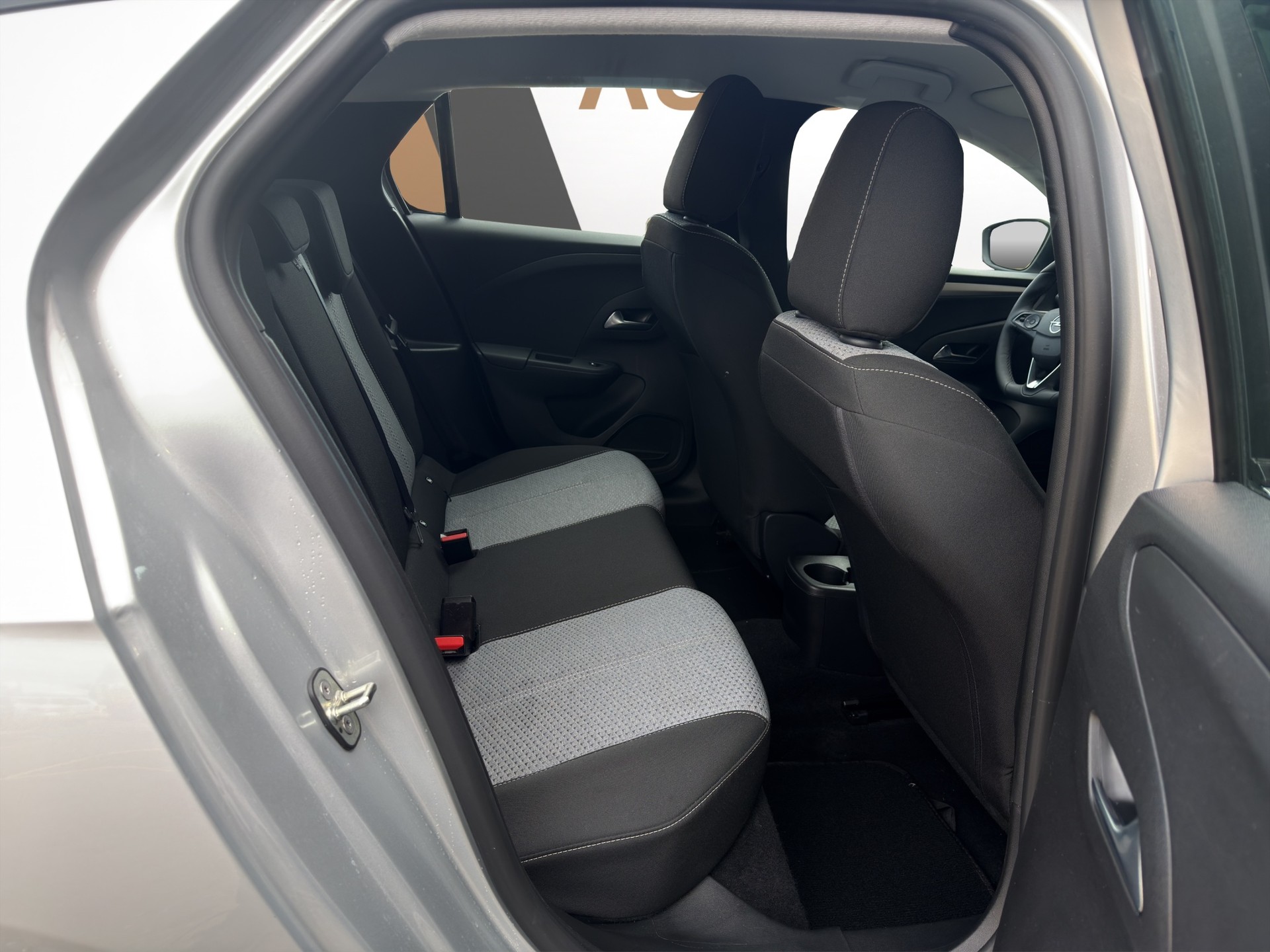 OPEL Corsa 1.2 T Edition Automat-image-11