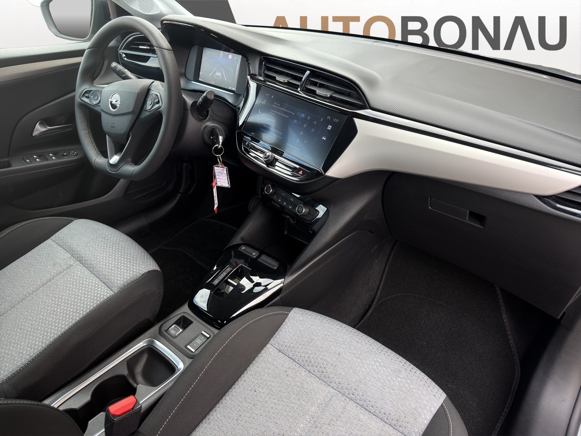 OPEL Corsa 1.2 T Edition Automat-image-10