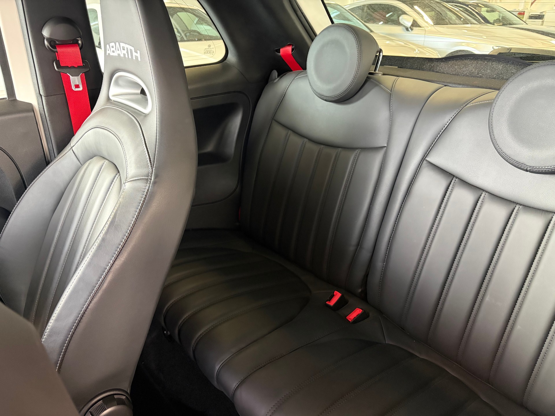 FIAT 595 1.4 16V Turbo Abarth Competizione | CH | Carbon | Bi-Xenon | Navigation Touch |-image-19