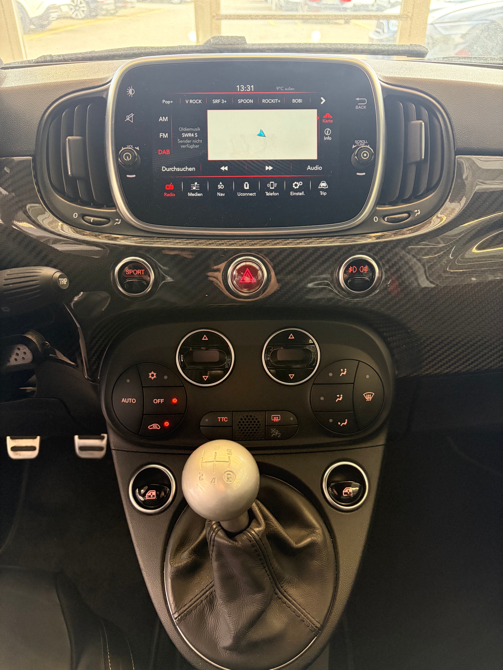 FIAT 595 1.4 16V Turbo Abarth Competizione | CH | Carbon | Bi-Xenon | Navigation Touch |-image-13